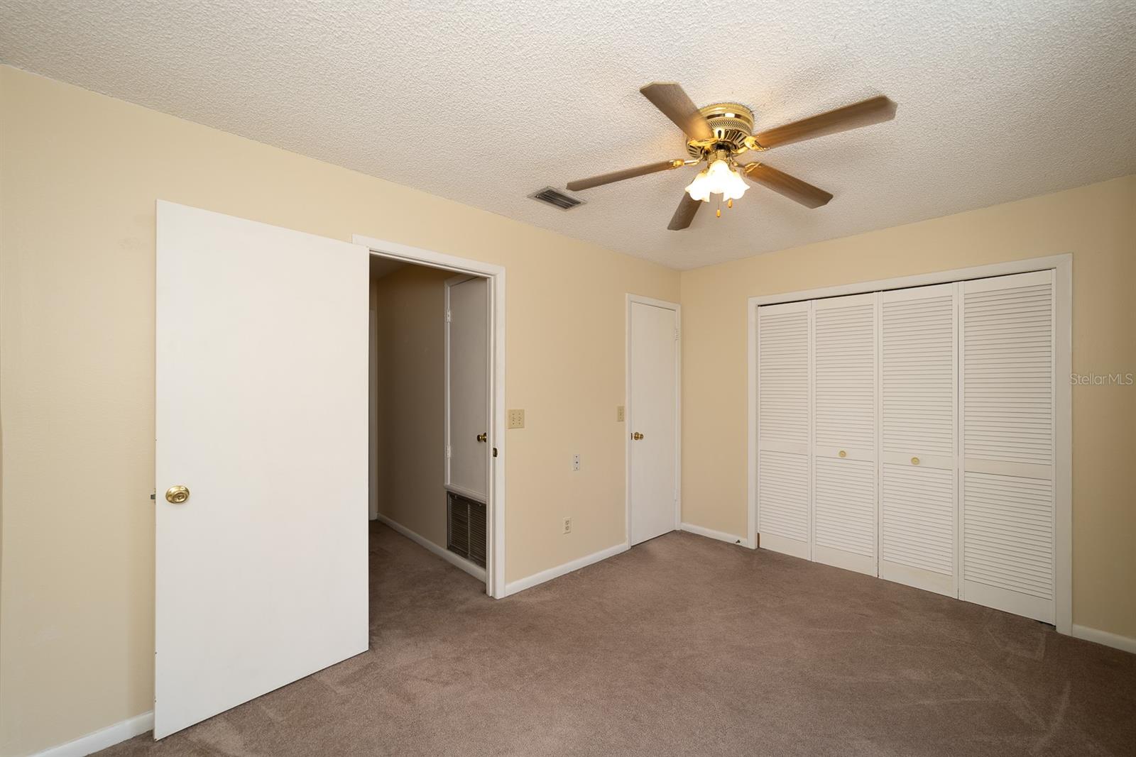 13810 Fletchers Mill Dr Property Photo 14