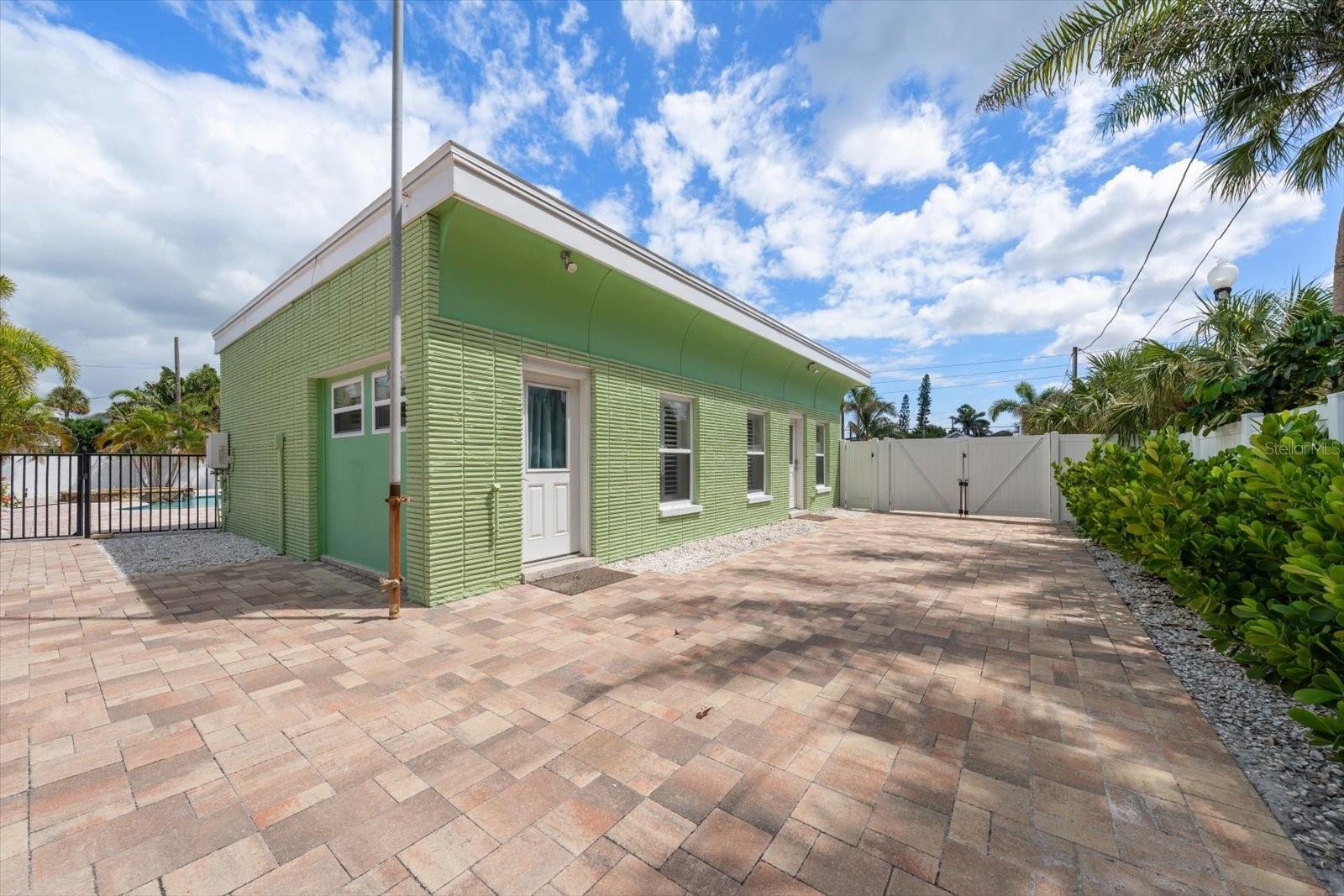 1512 Gulf Blvd Property Photo 49