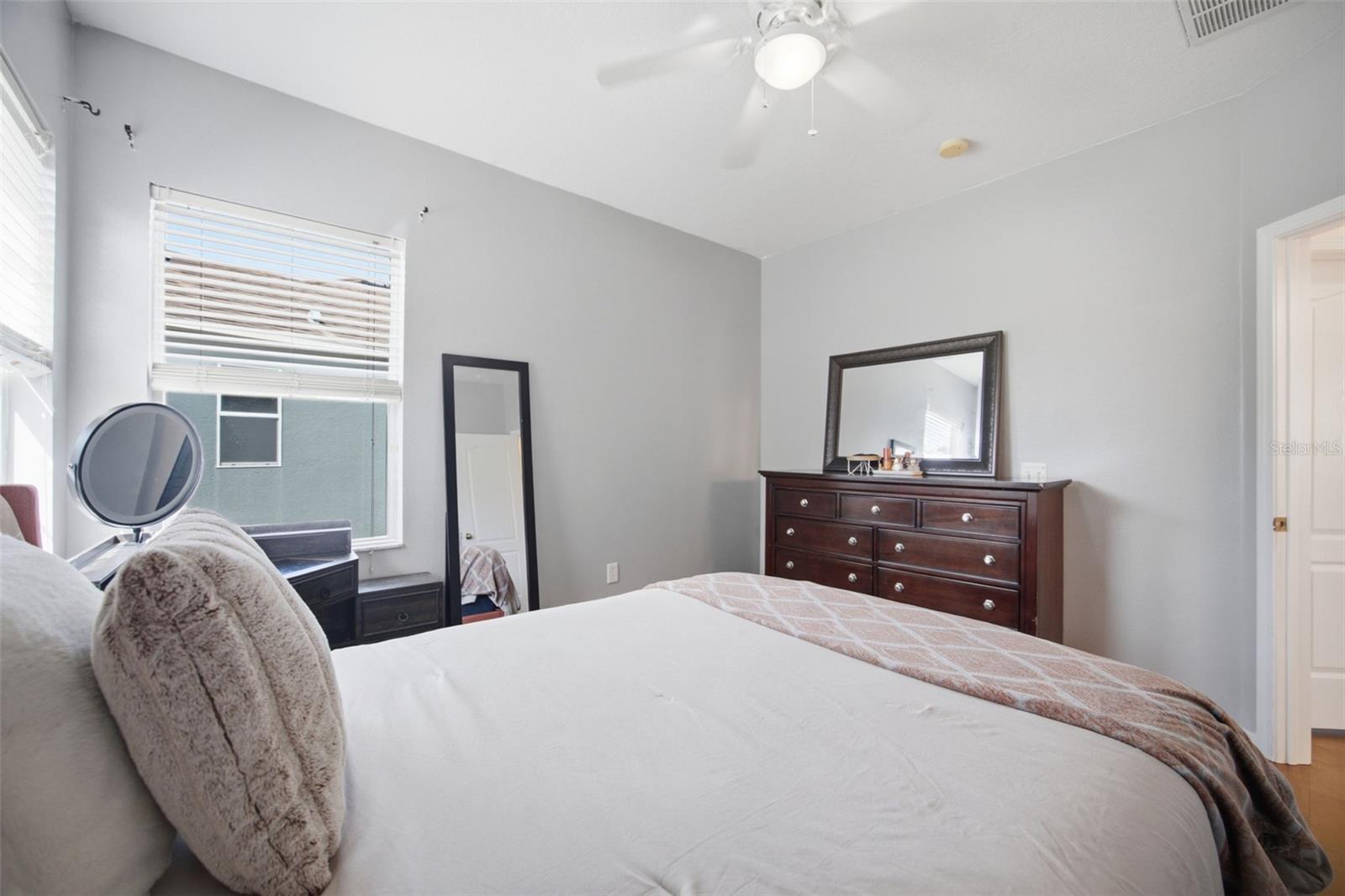 2524 Cross More St Property Photo 46