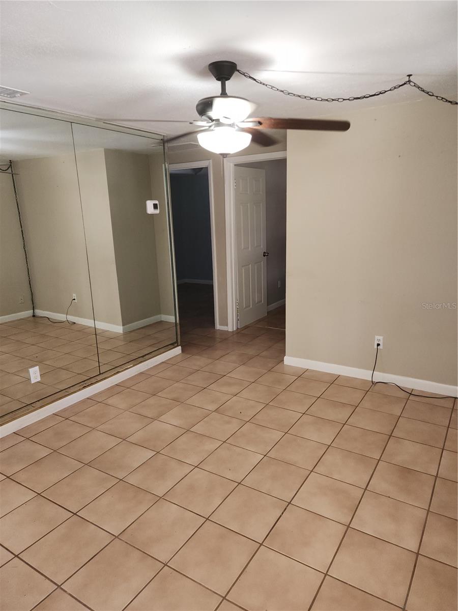 2501 Irene St Property Photo 13