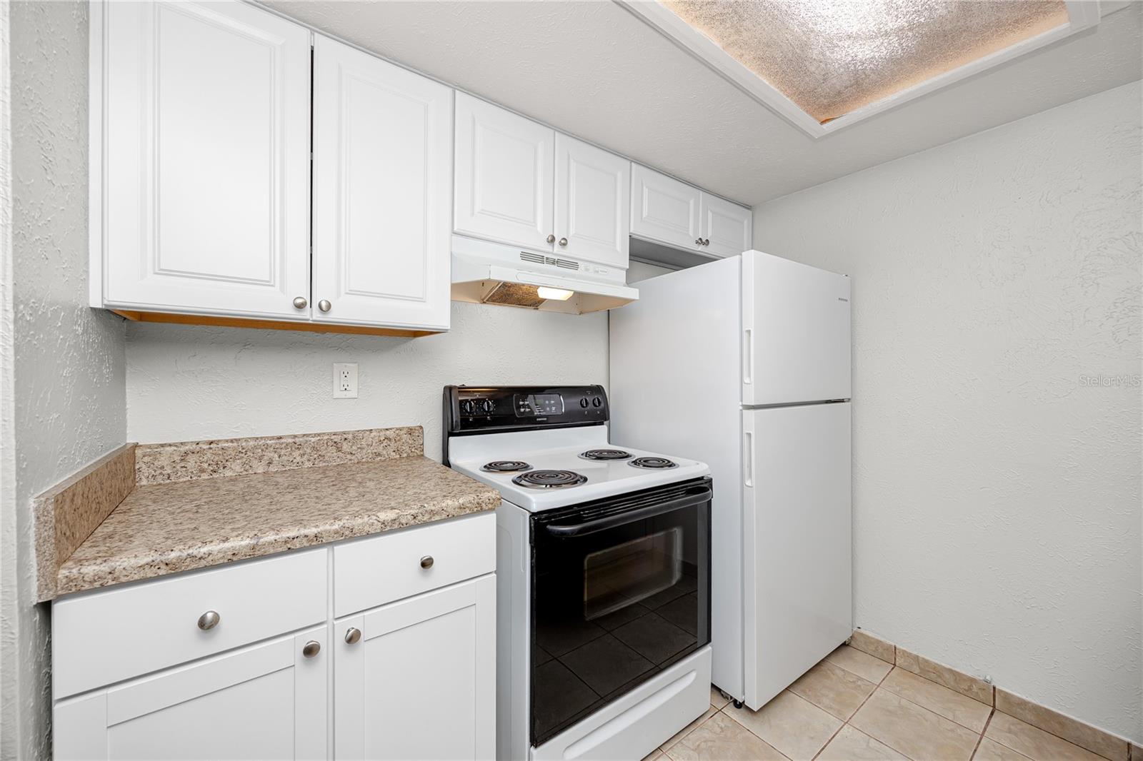 3775 40th Ln S #e Property Photo 10