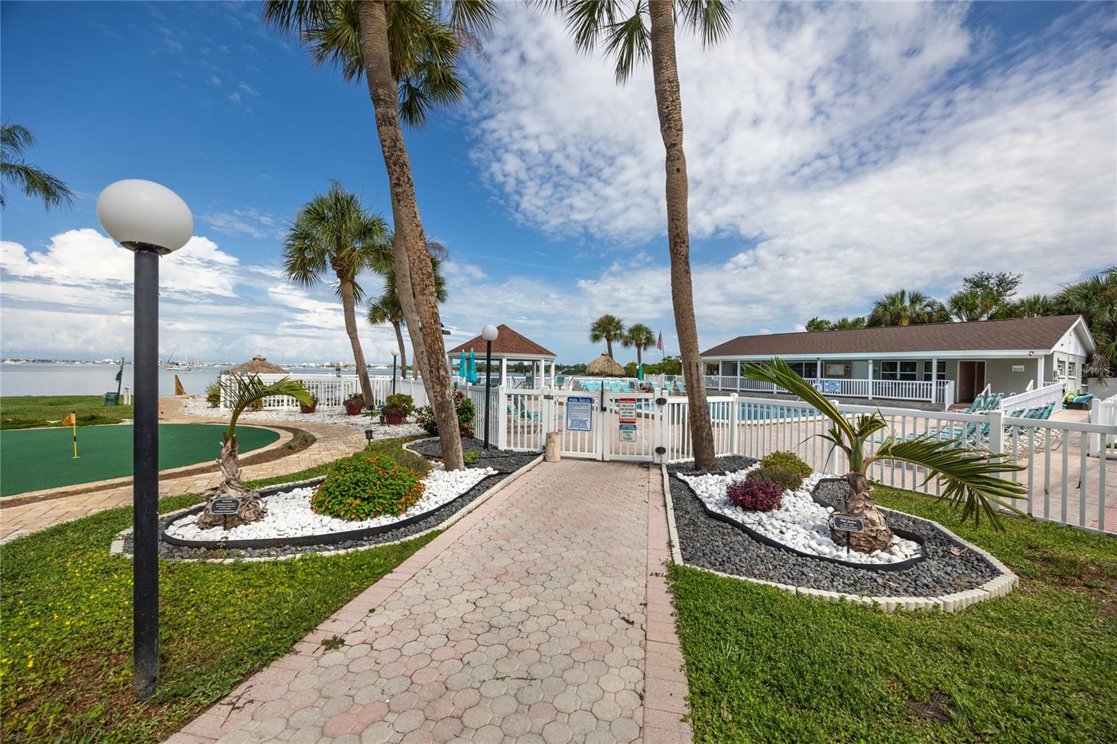 3775 40th Ln S #e Property Photo 47