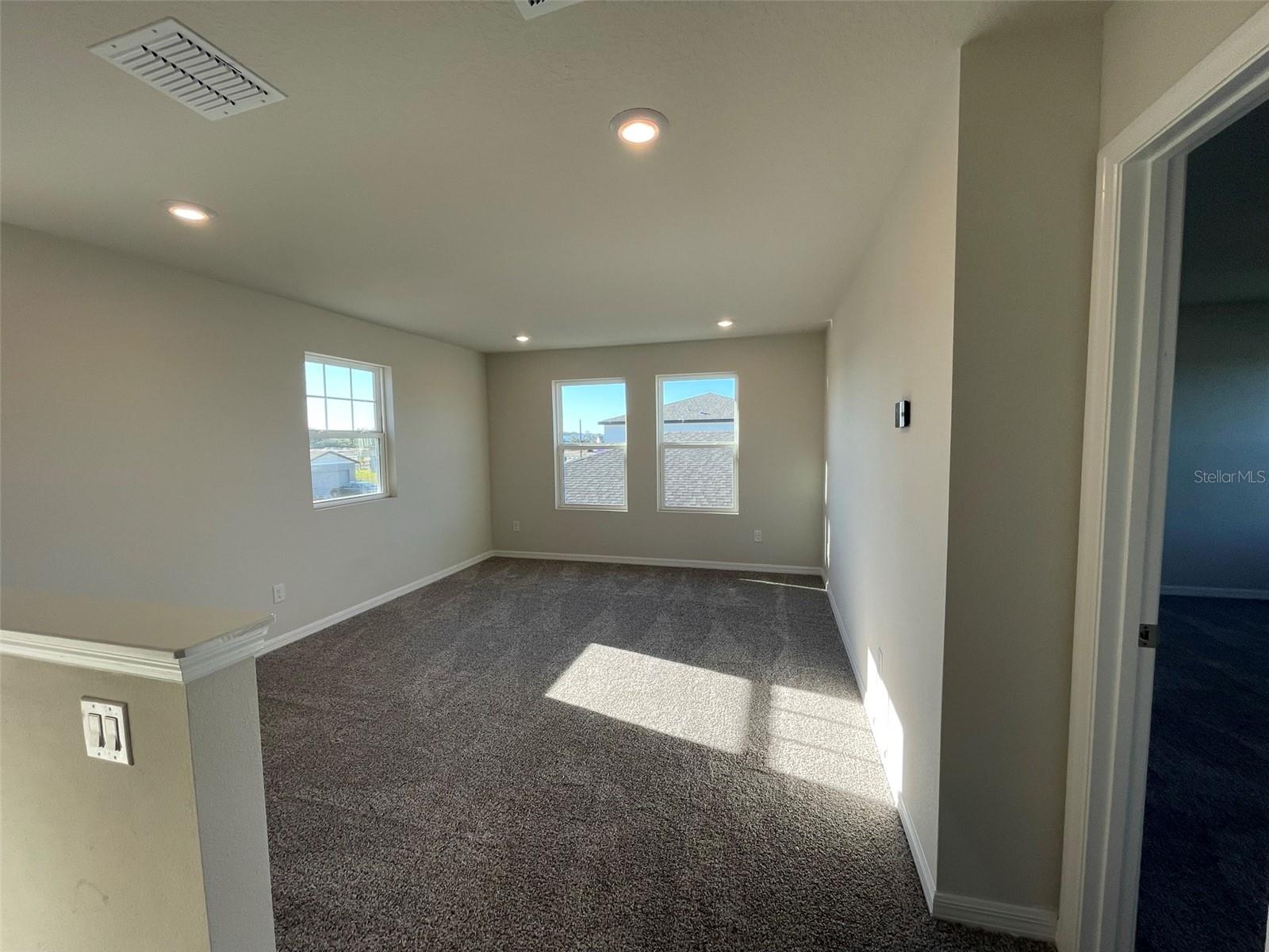 10030 Daybreak Gln Property Photo 10
