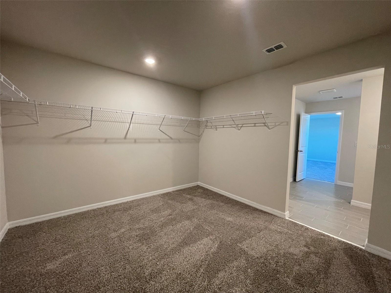 10030 Daybreak Gln Property Photo 14