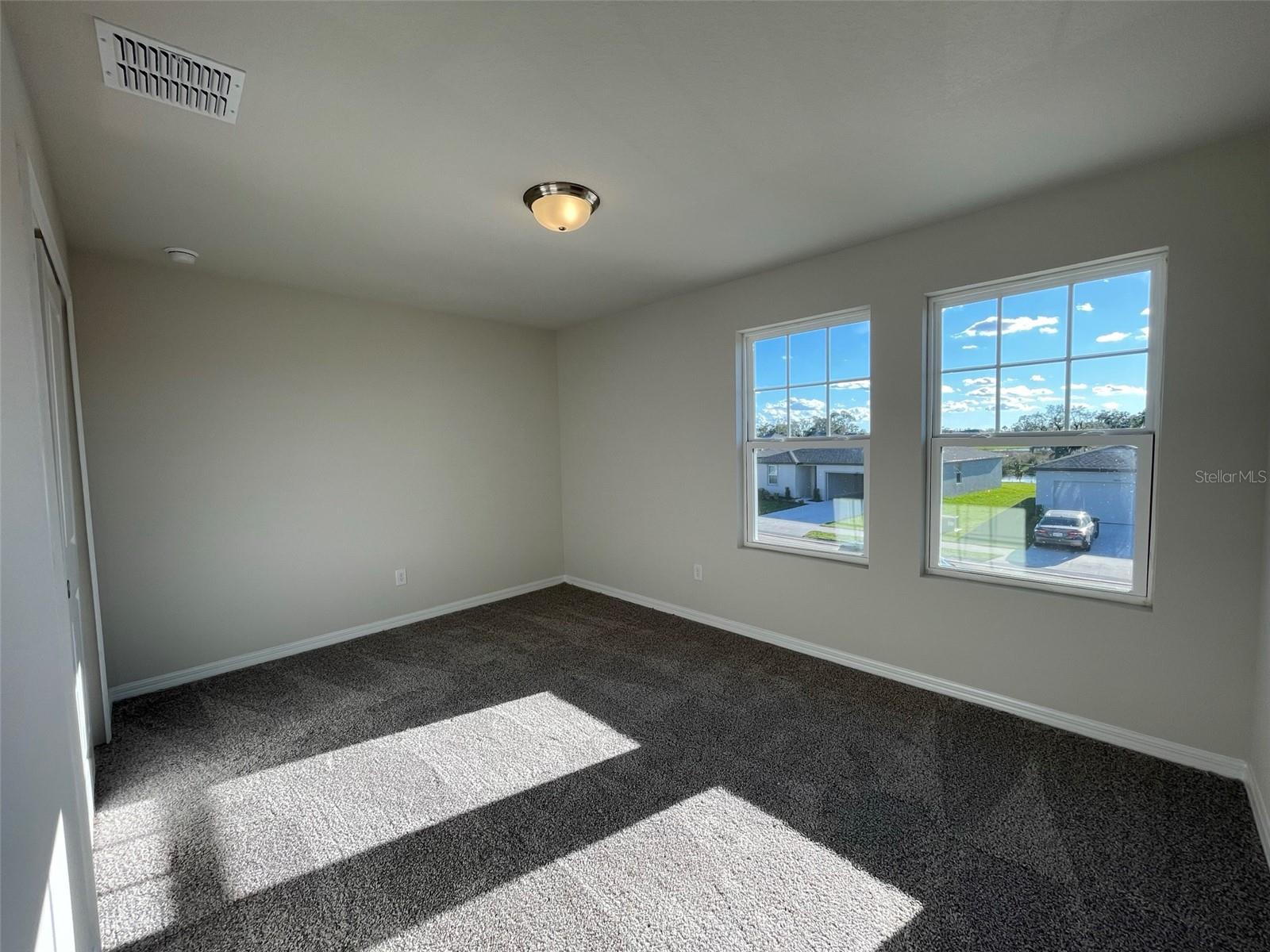 10030 Daybreak Gln Property Photo 18