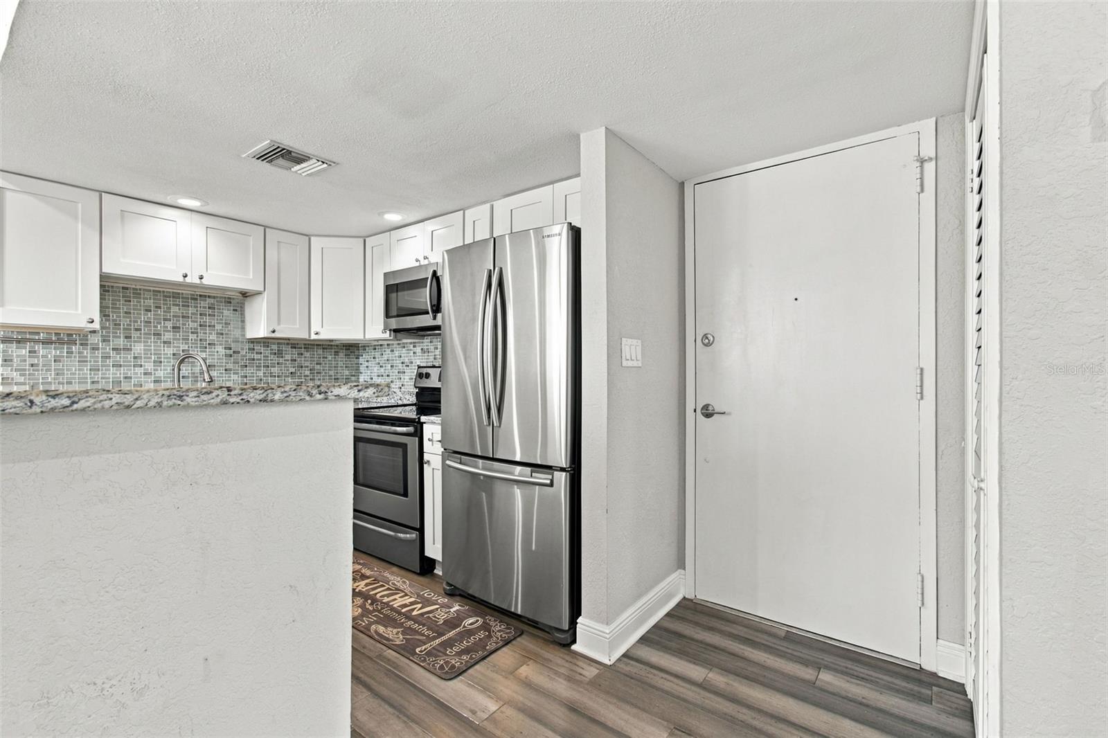 4015 Bayshore Blvd #15f Property Photo 4