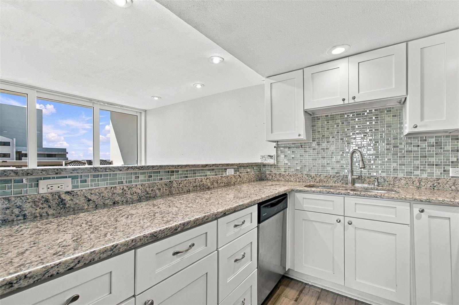 4015 Bayshore Blvd #15f Property Photo 7