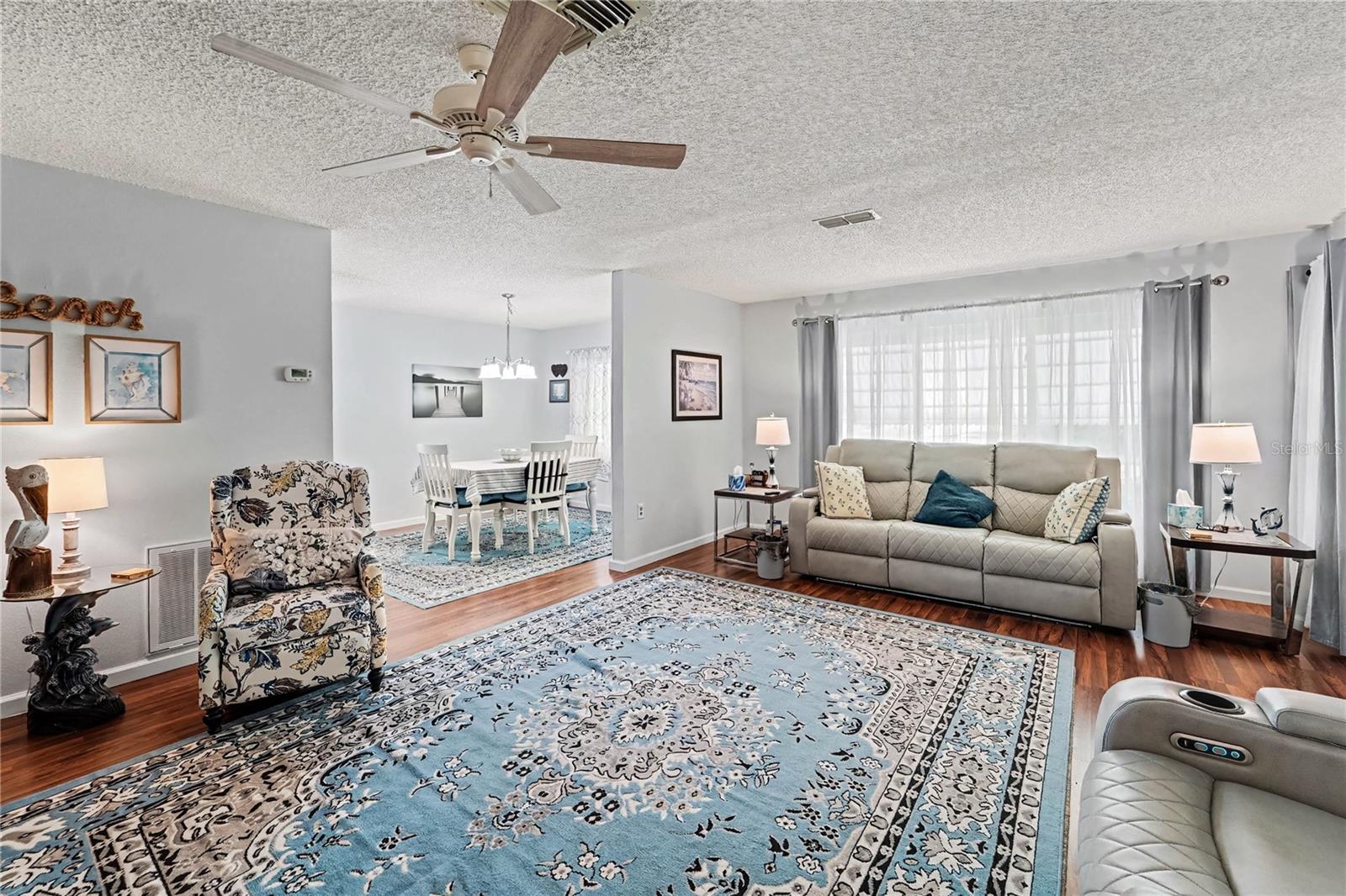 9336 Cape Charles Ave Property Photo 4
