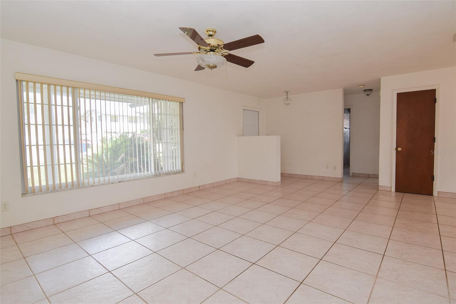 13594 Monalee Ave Property Photo 8
