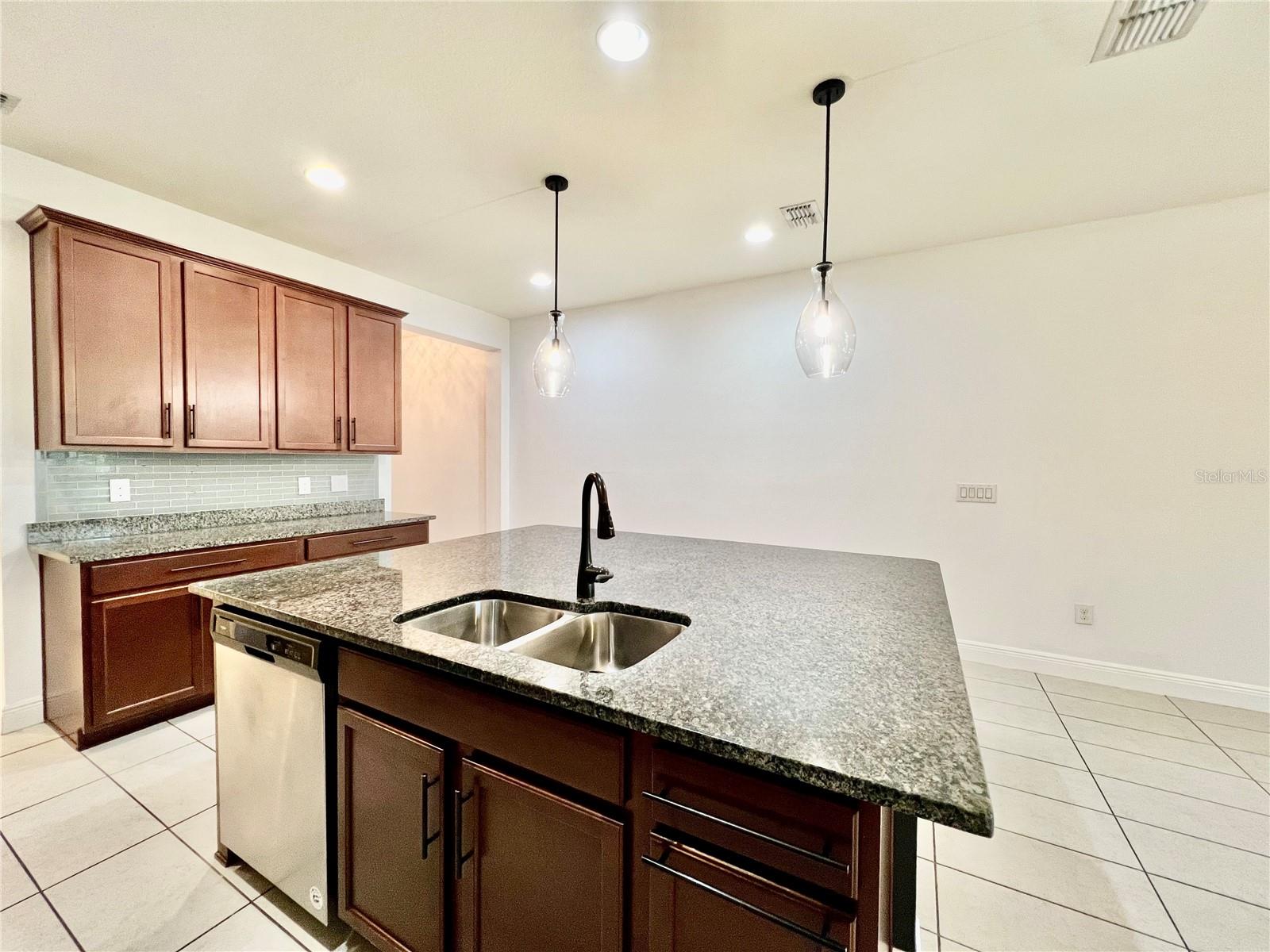 11674 Cambium Crown Dr Property Photo 8