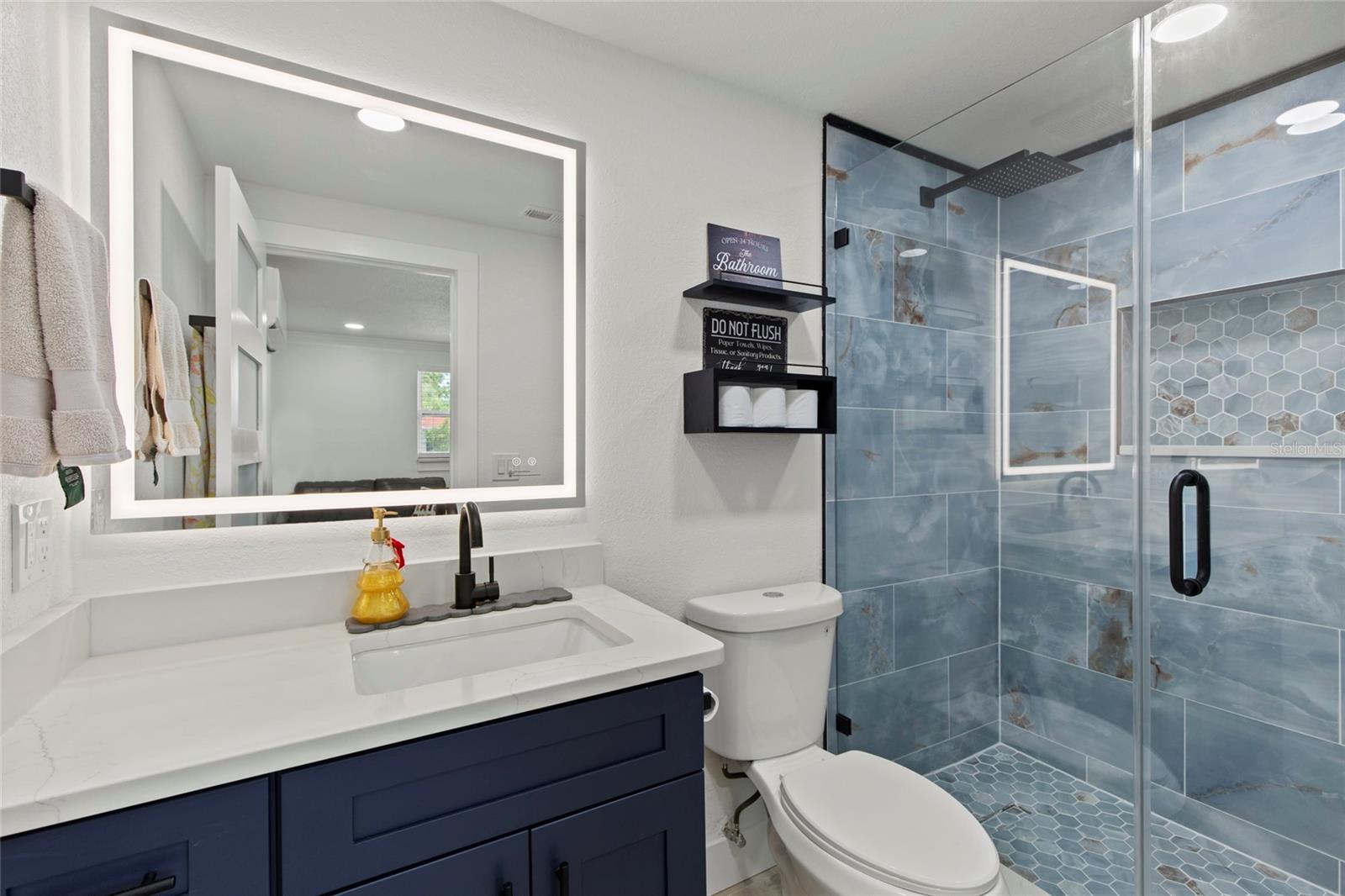 1752 Fairfield St Property Photo 12