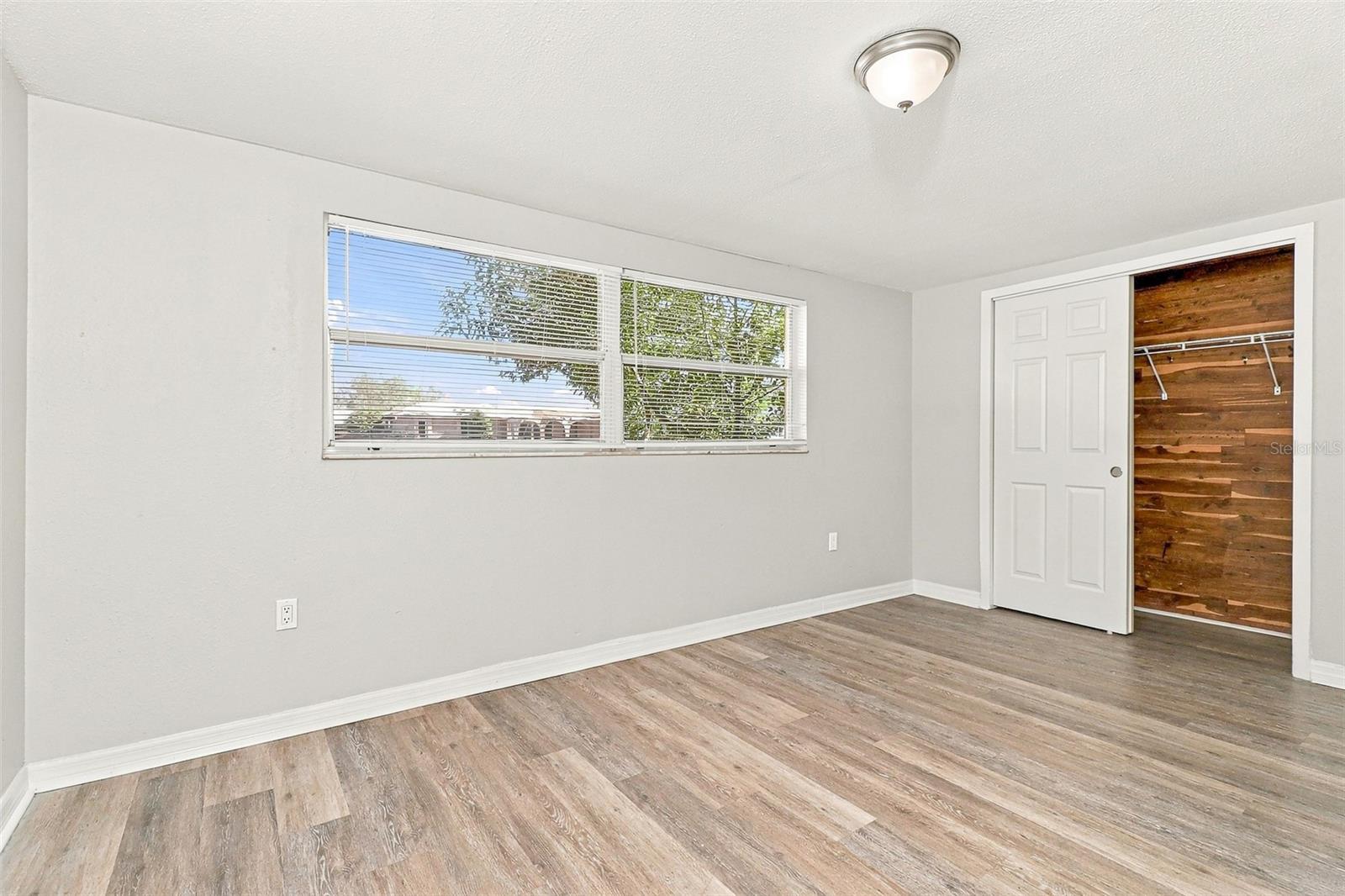 7832 Eugene Dr Property Photo 10