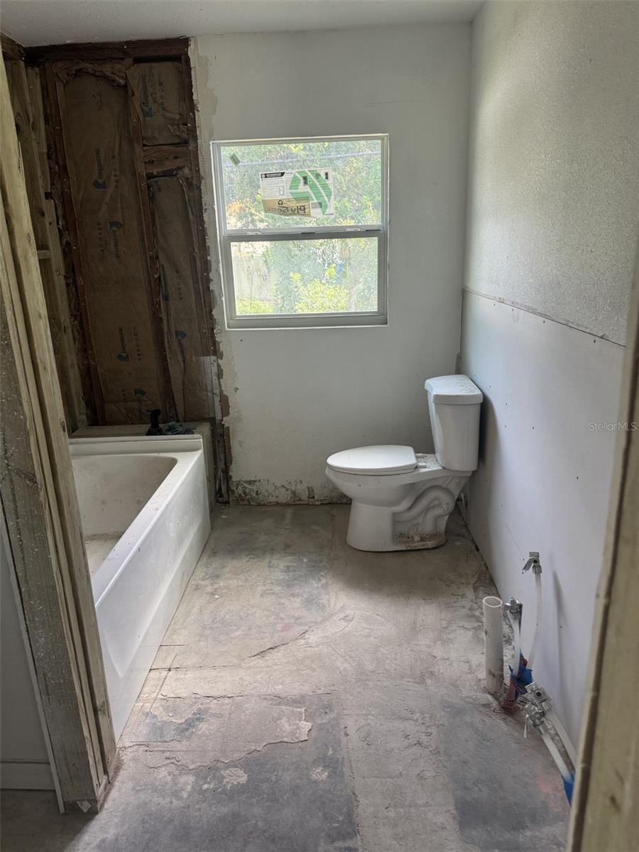 205 Emerald Ln Property Photo 12