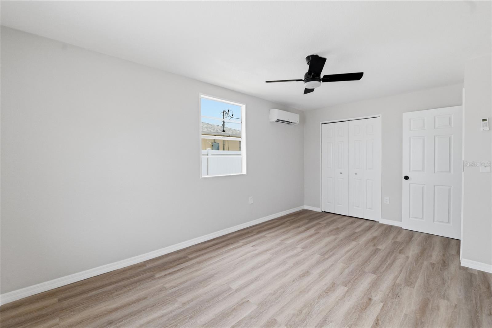 3923 W Flora St Property Photo 3