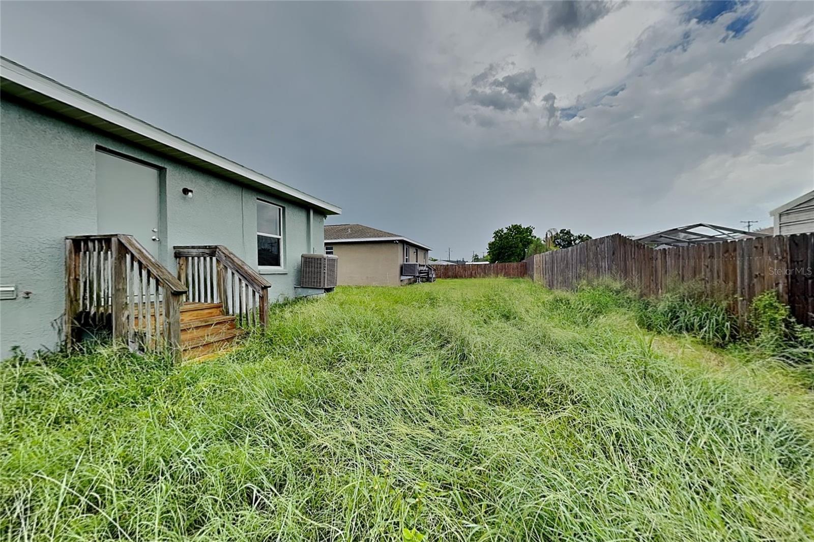 477 Florida Cir N Property Photo 14