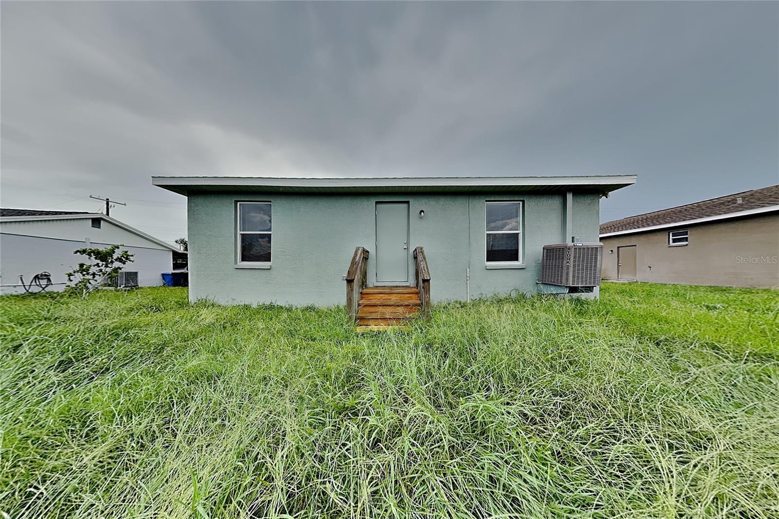 477 Florida Cir N Property Photo 15