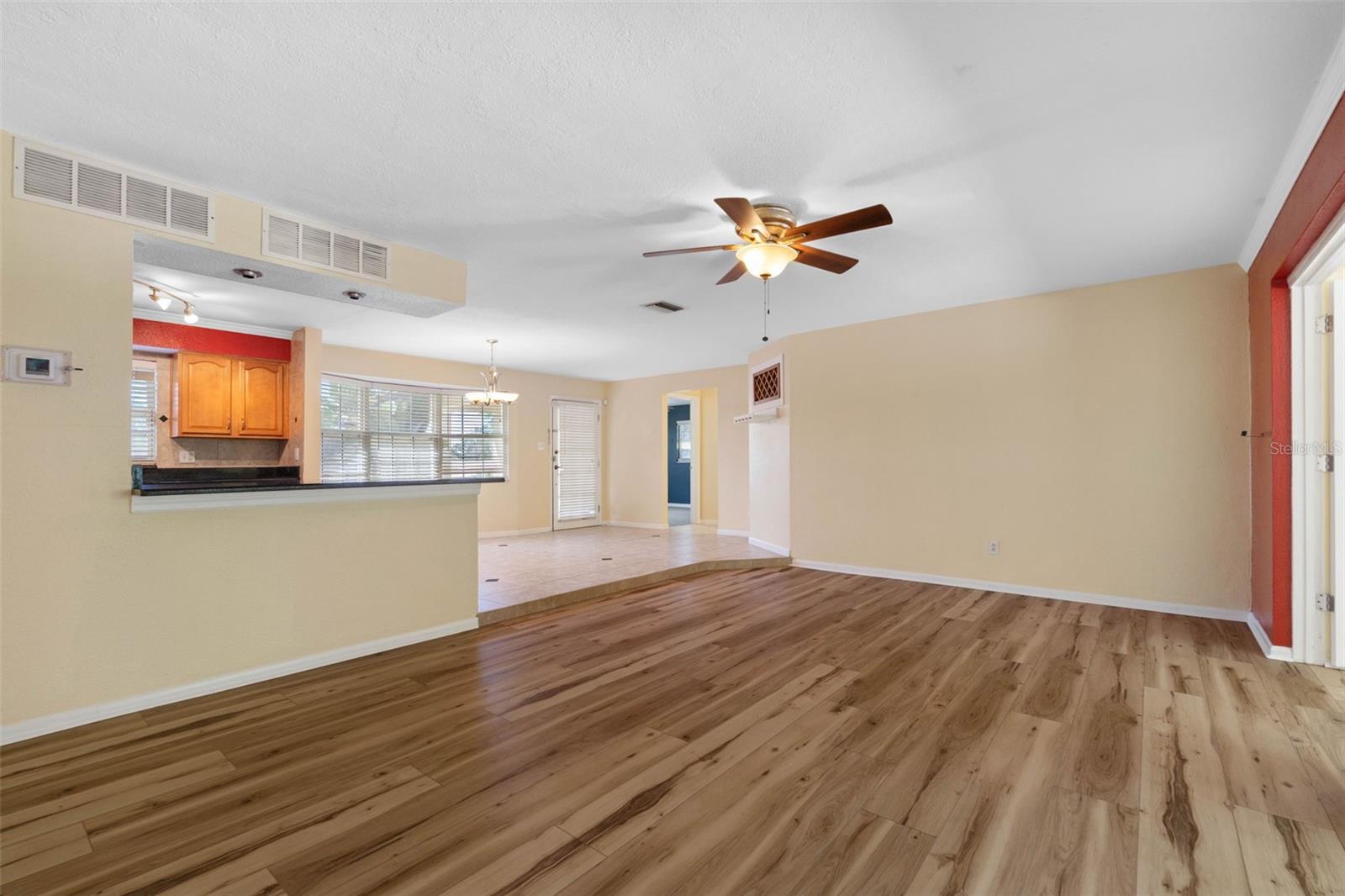 14331 Apache Ave Property Photo 14