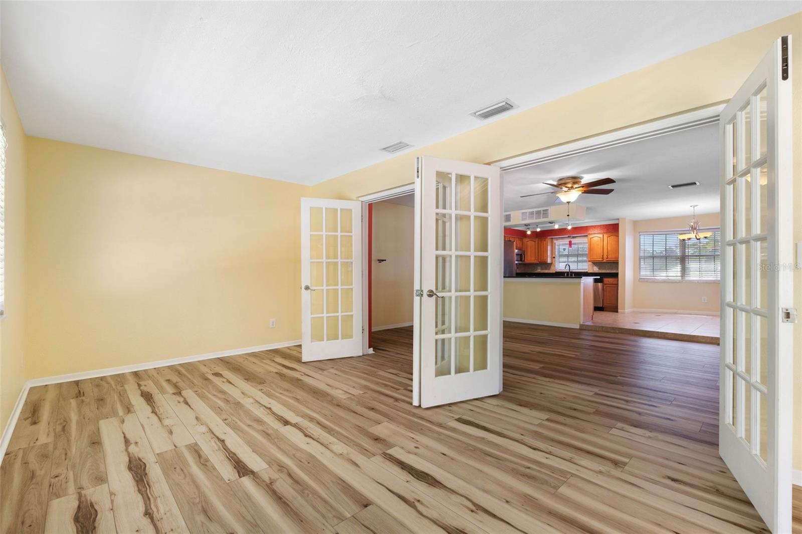 14331 Apache Ave Property Photo 16