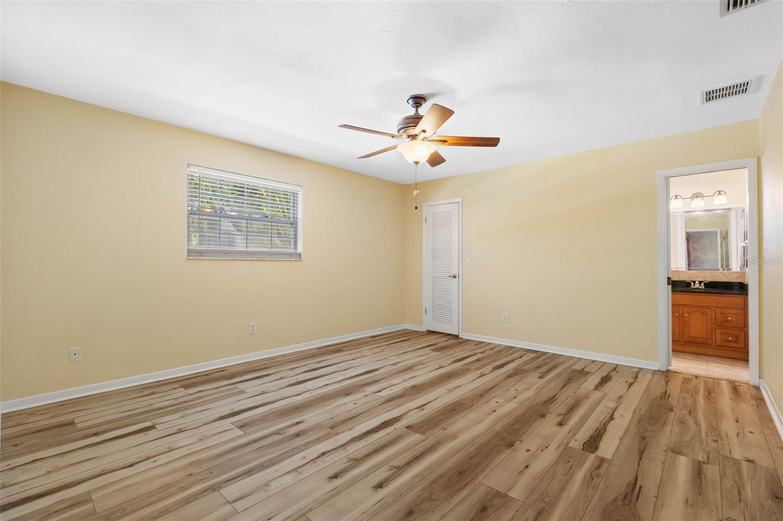 14331 Apache Ave Property Photo 20