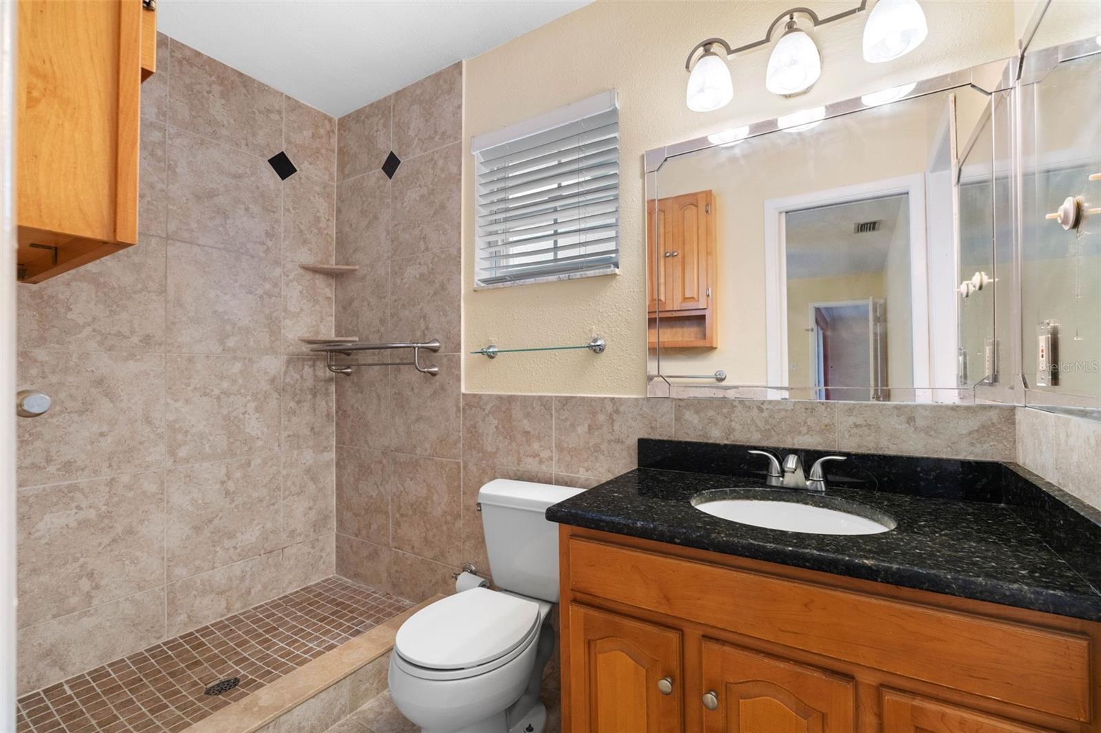 14331 Apache Ave Property Photo 24