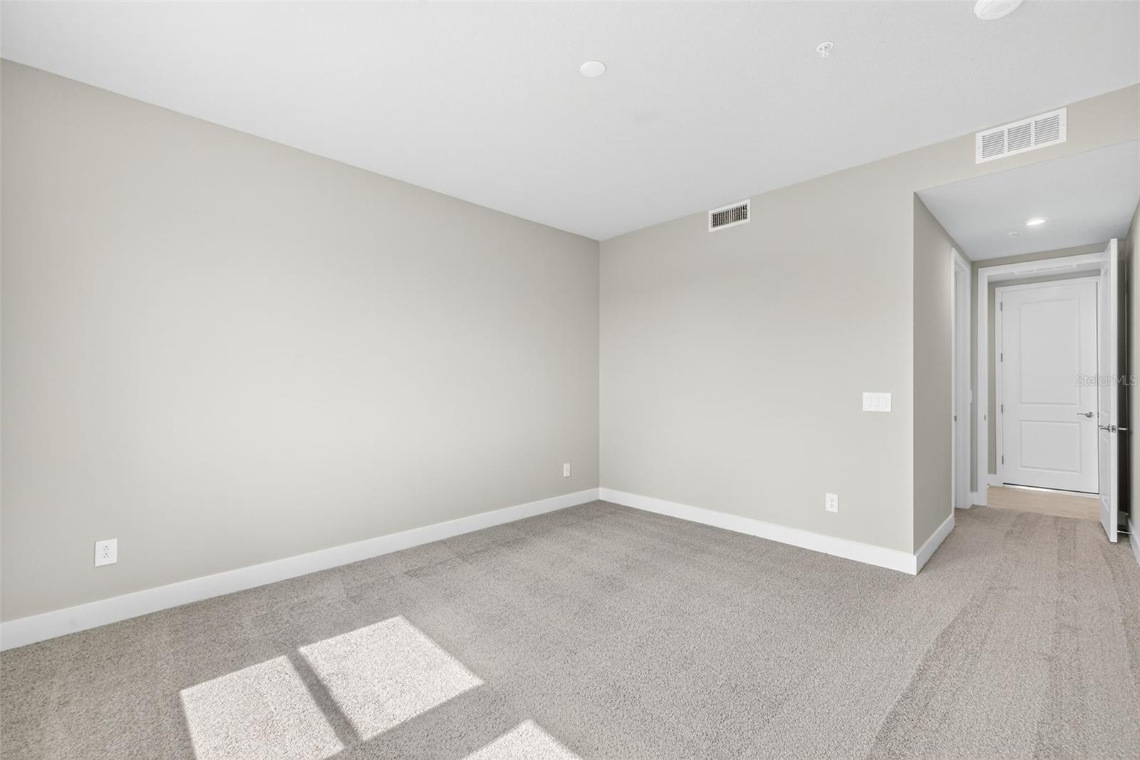 17405 Moonflower Dr #101 Property Photo 14
