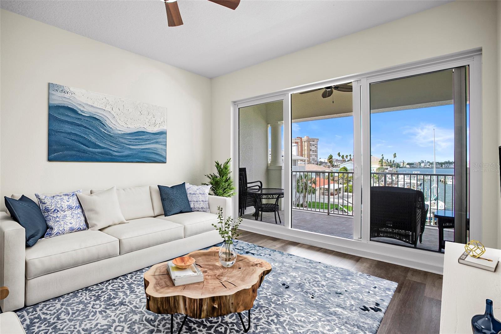17715 Gulf Blvd #303 Property Photo 6