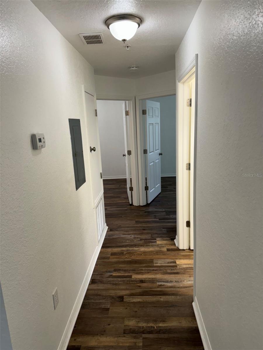 4377 Millwood Rd Property Photo 5