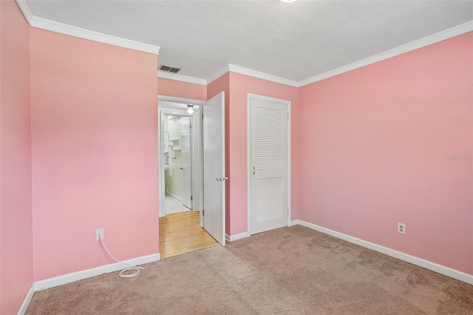 512 White Oak Ave Property Photo 12