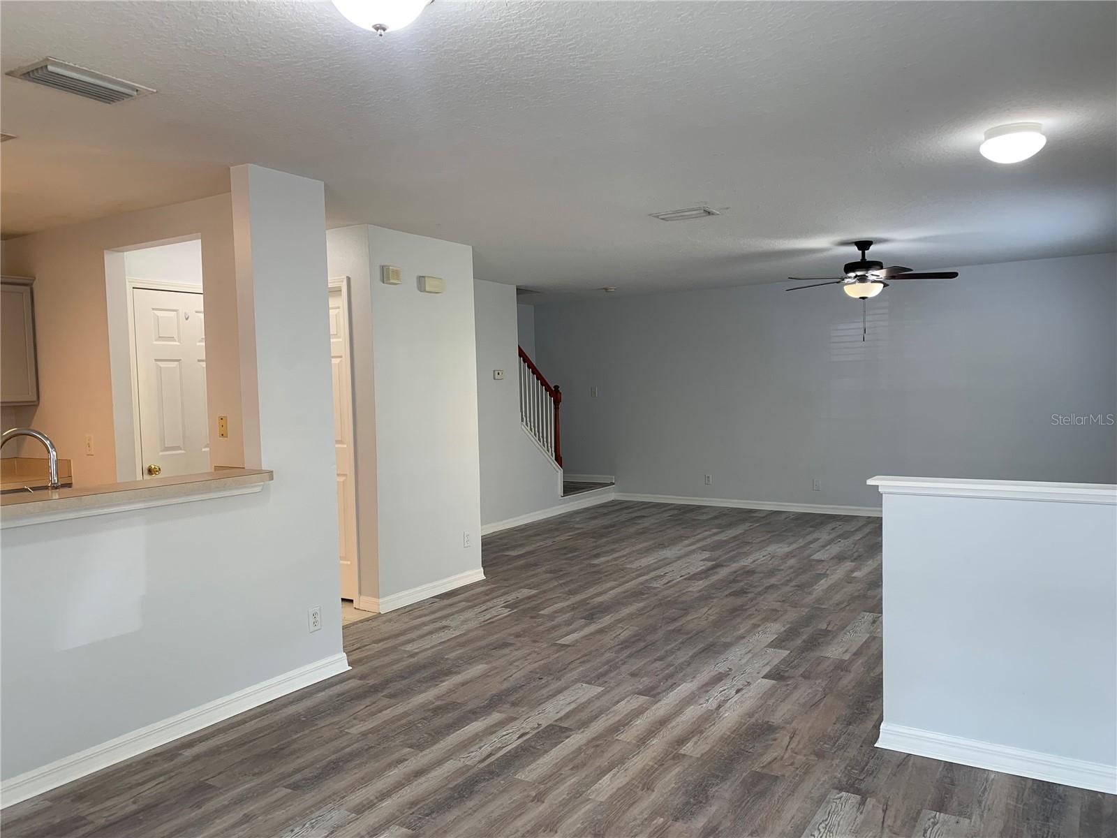 3318 Spy Tower Ct Property Photo 4