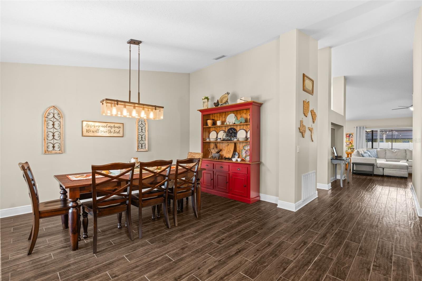 12417 Windswept Ave Property Photo 5