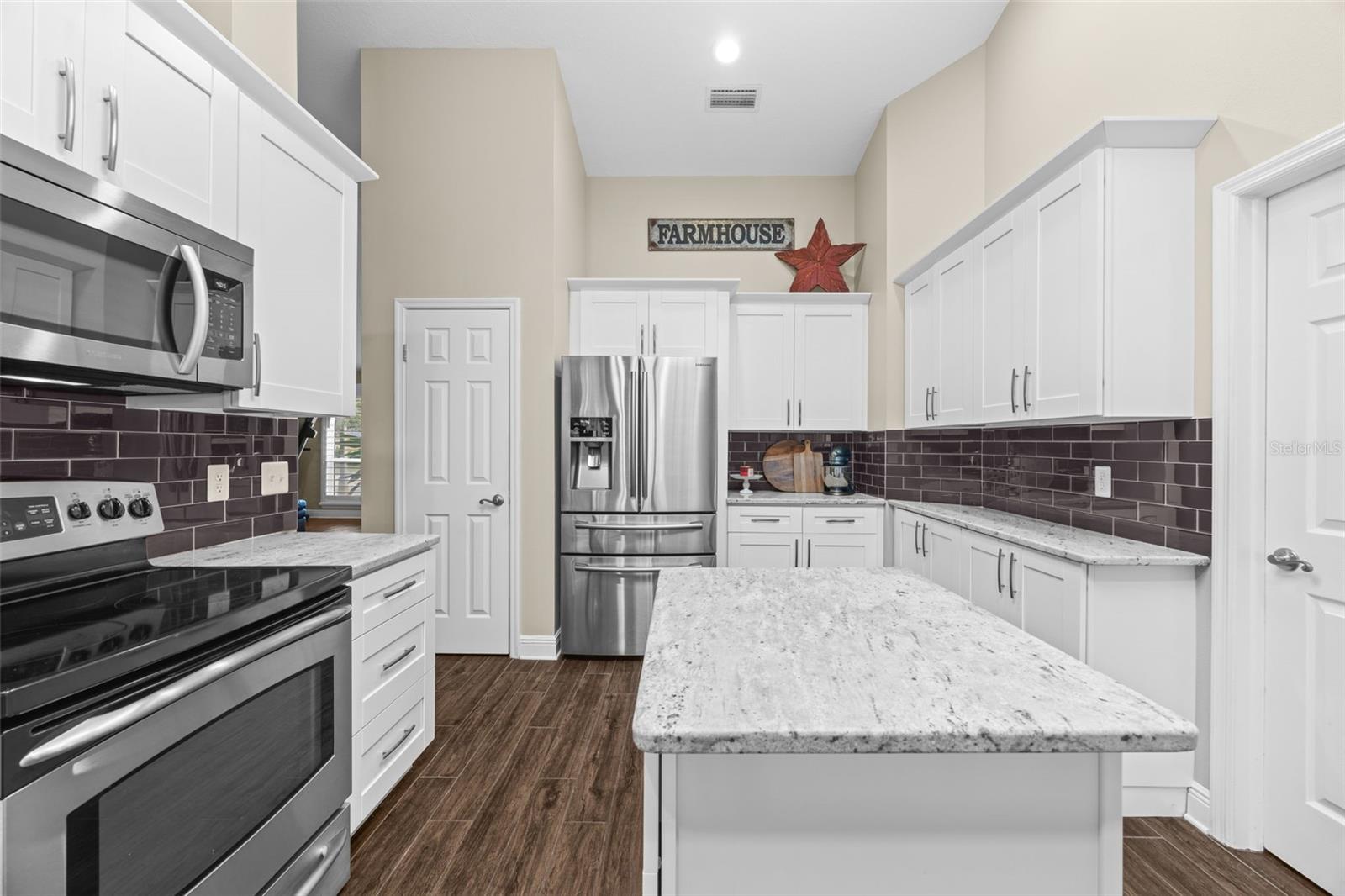 12417 Windswept Ave Property Photo 16