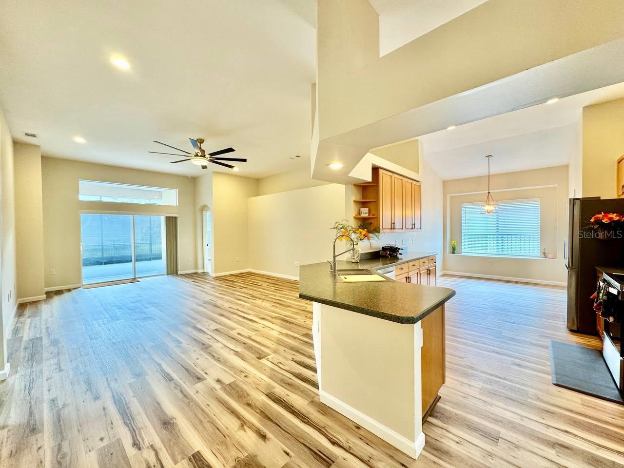 6002 Martinglade Pl Property Photo 8