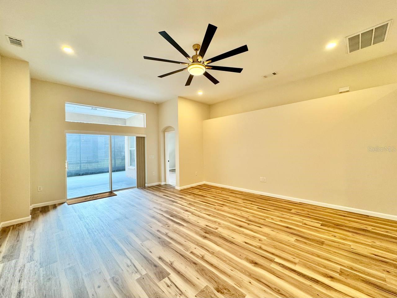 6002 Martinglade Pl Property Photo 9