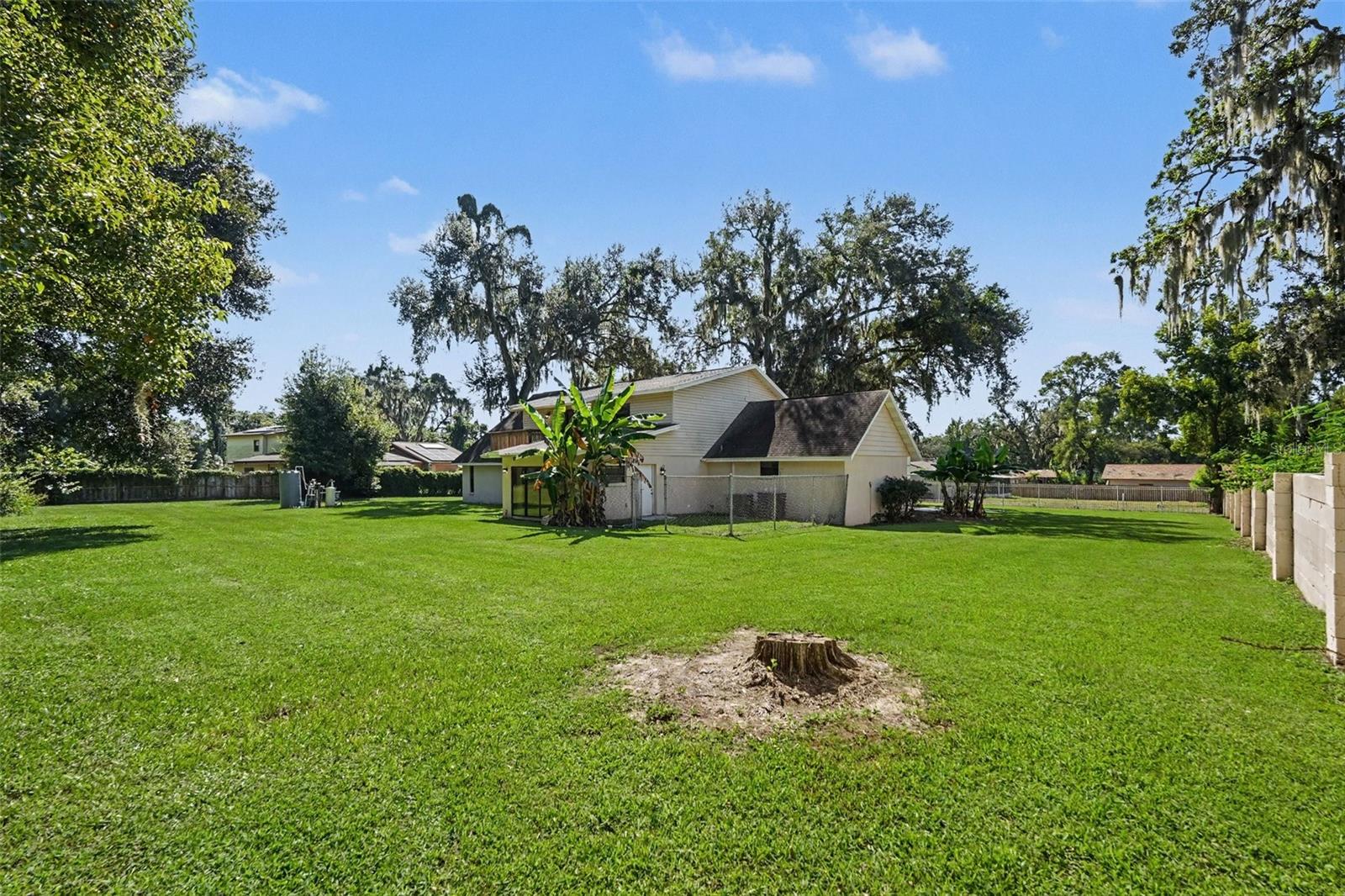 126 Goins Dr Property Photo 3