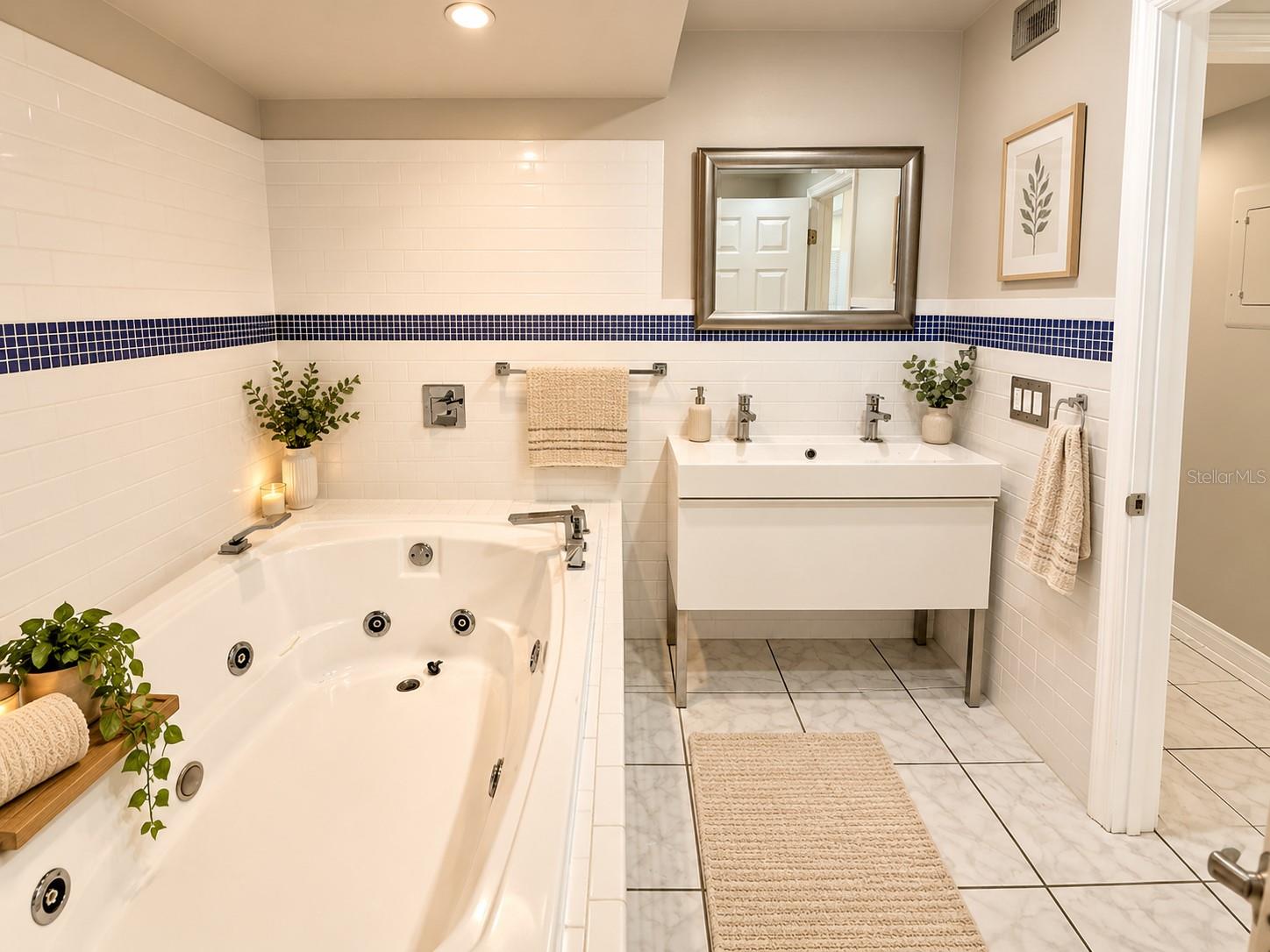 4500 E Bay Dr #149 Property Photo 8