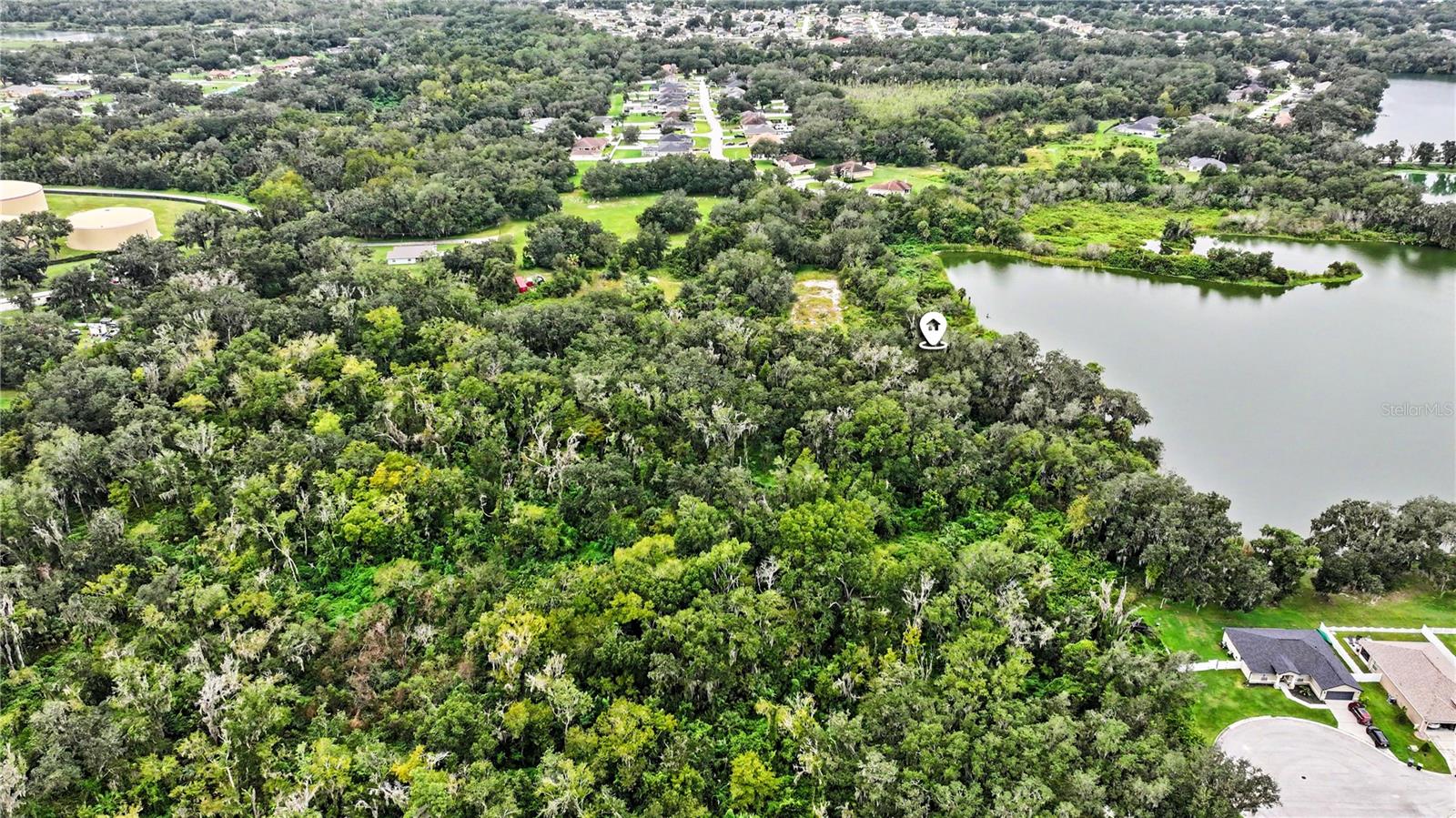 Arnaz Dr Property Photo 2
