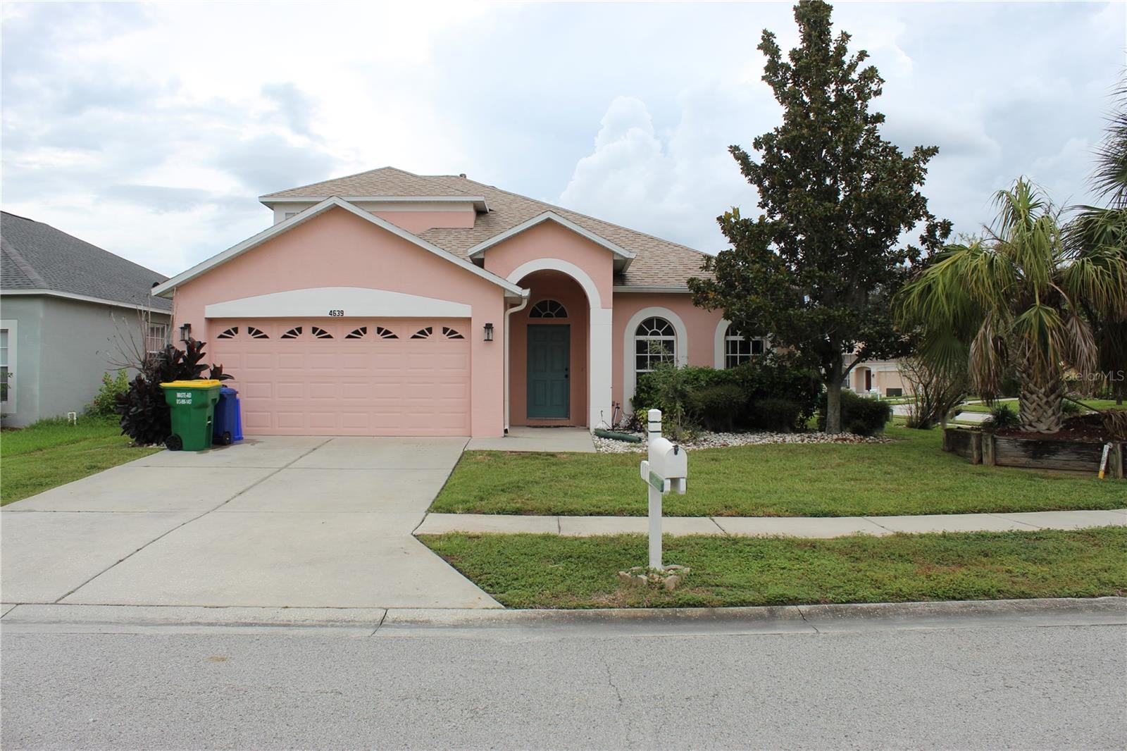 4639 Mapletree Loop Property Photo 1