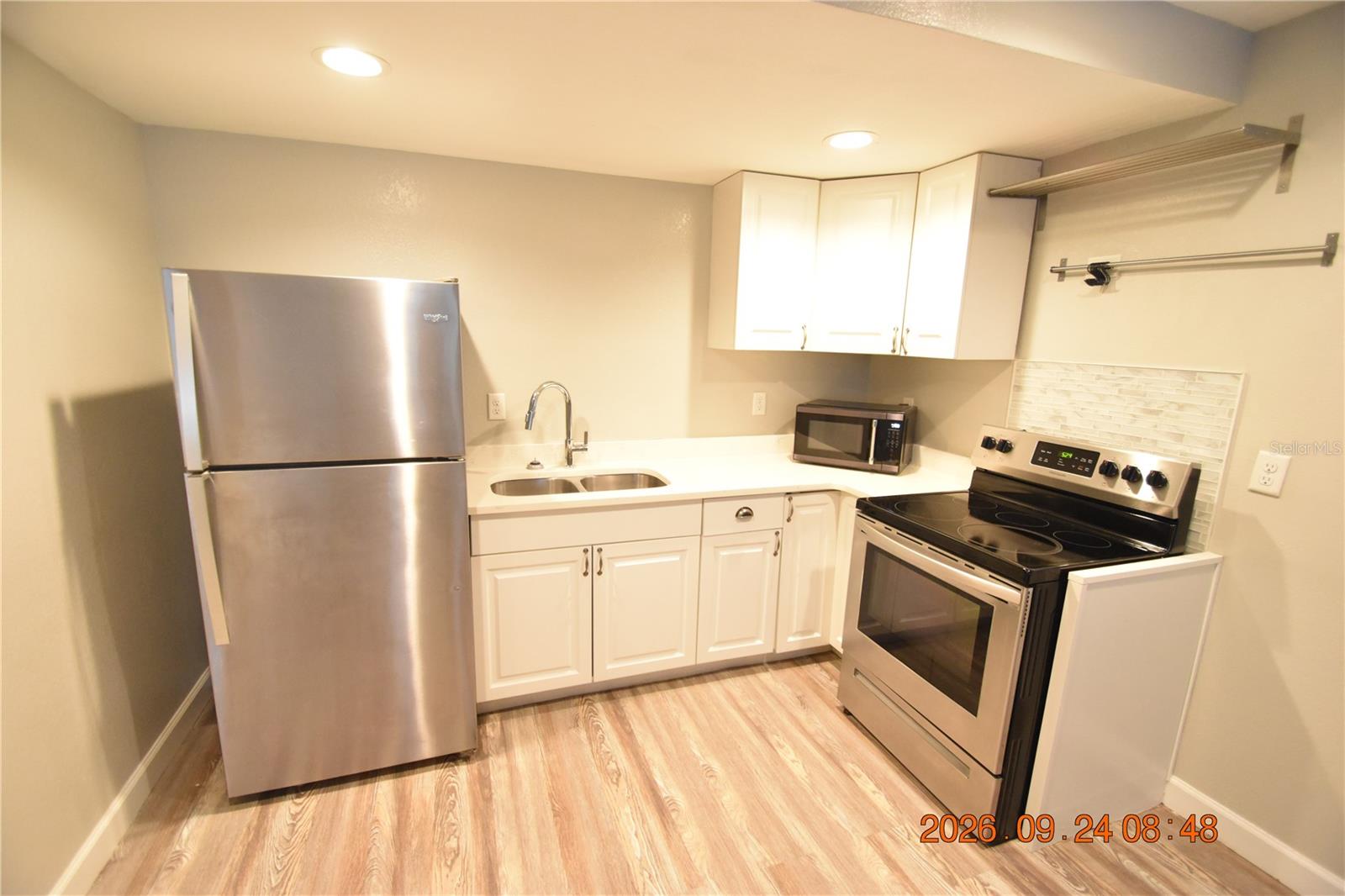 419 Stremma Rd #2 Property Photo 8