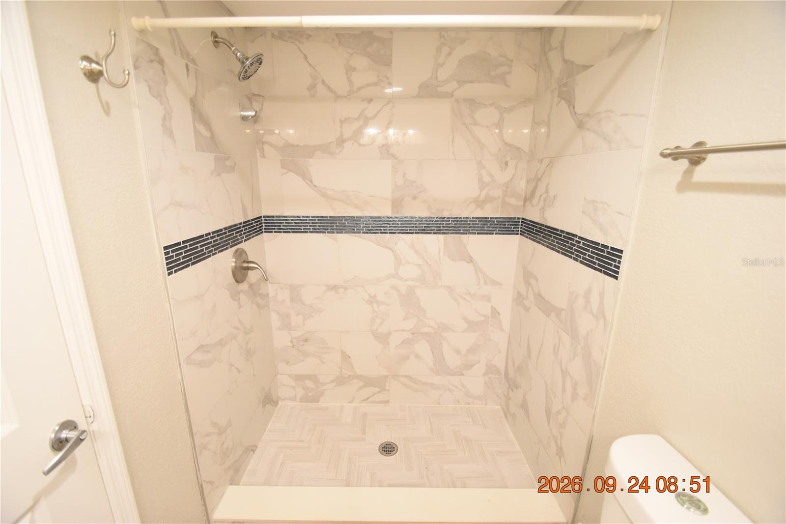 419 Stremma Rd #2 Property Photo 19