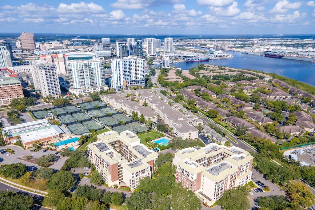 1002 S Harbour Island Blvd #1302 Property Photo 53