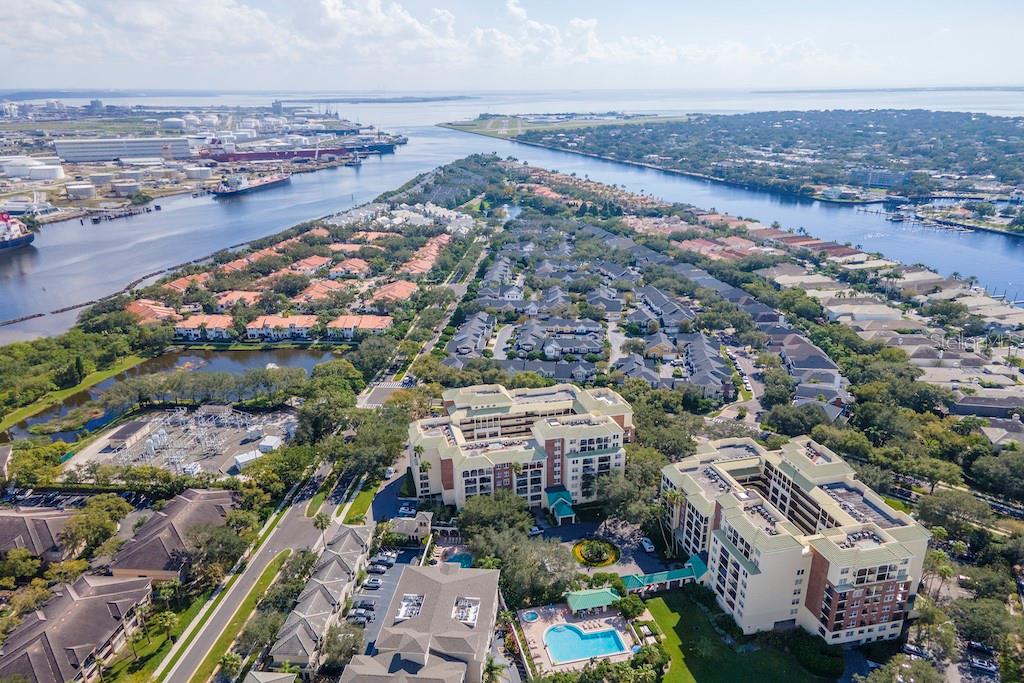 1002 S Harbour Island Blvd #1302 Property Photo 57