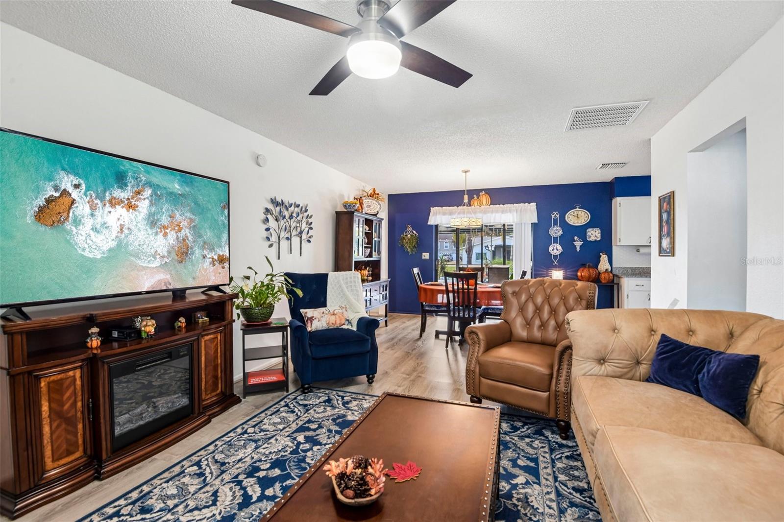 12240 Katherwood St Property Photo 5