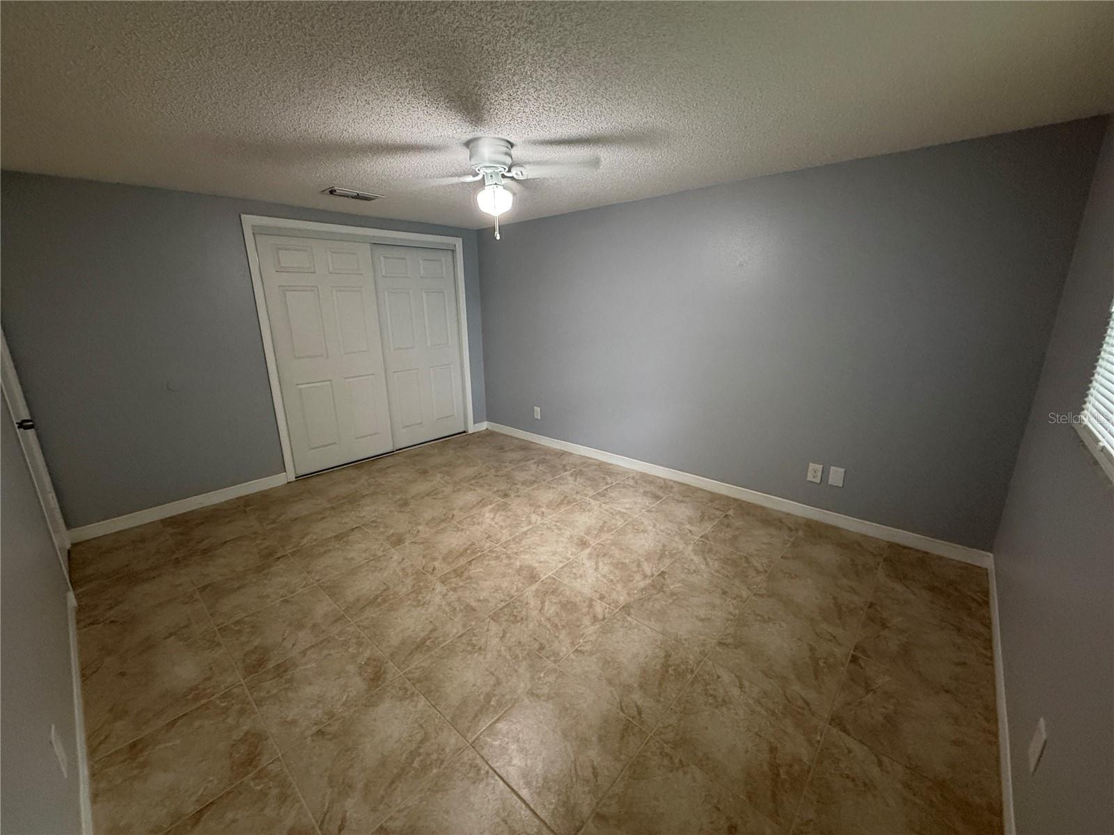 5819 Monroe St Property Photo 5