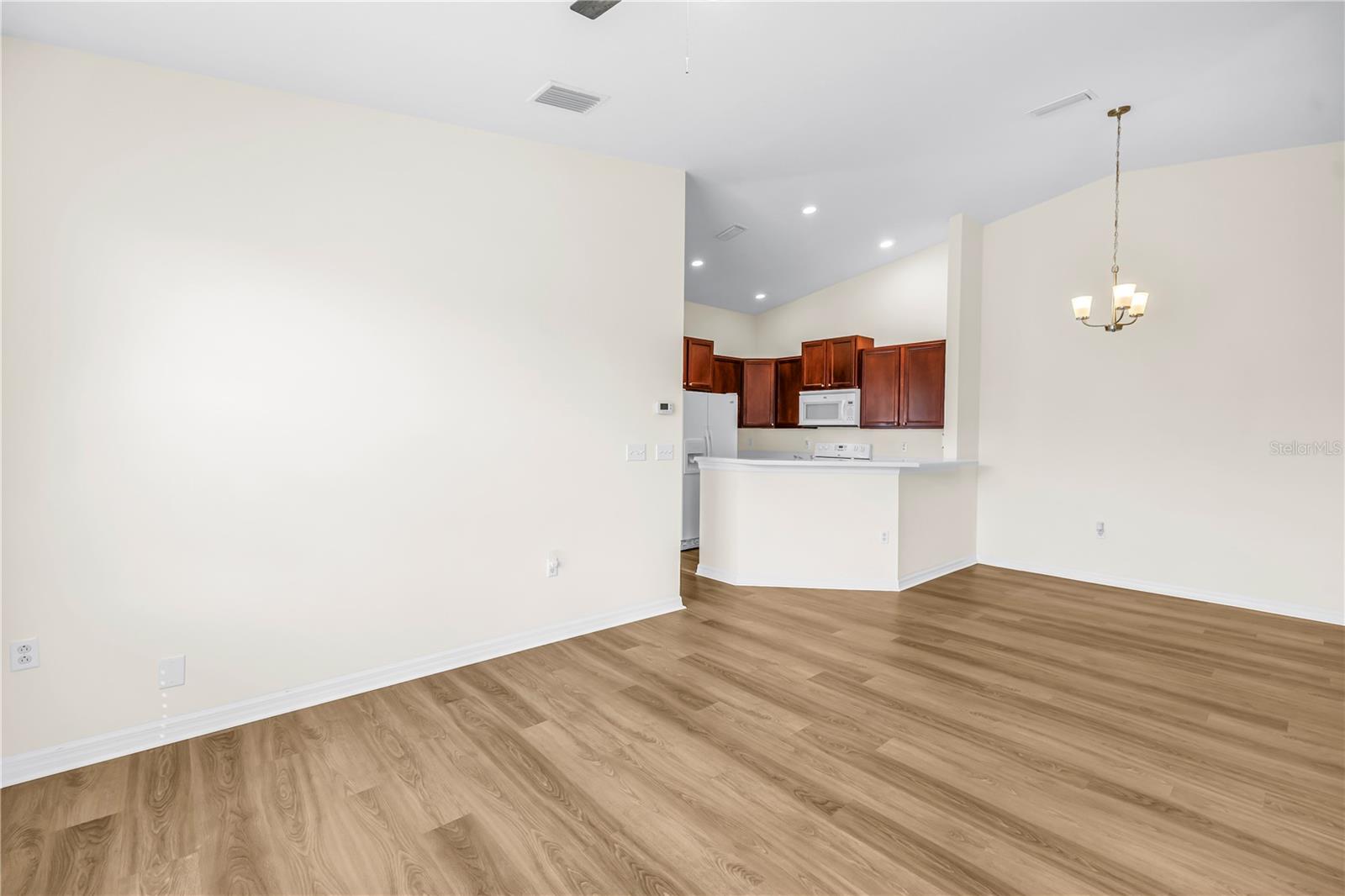 9006 Moonlit Meadows Loop Property Photo 5