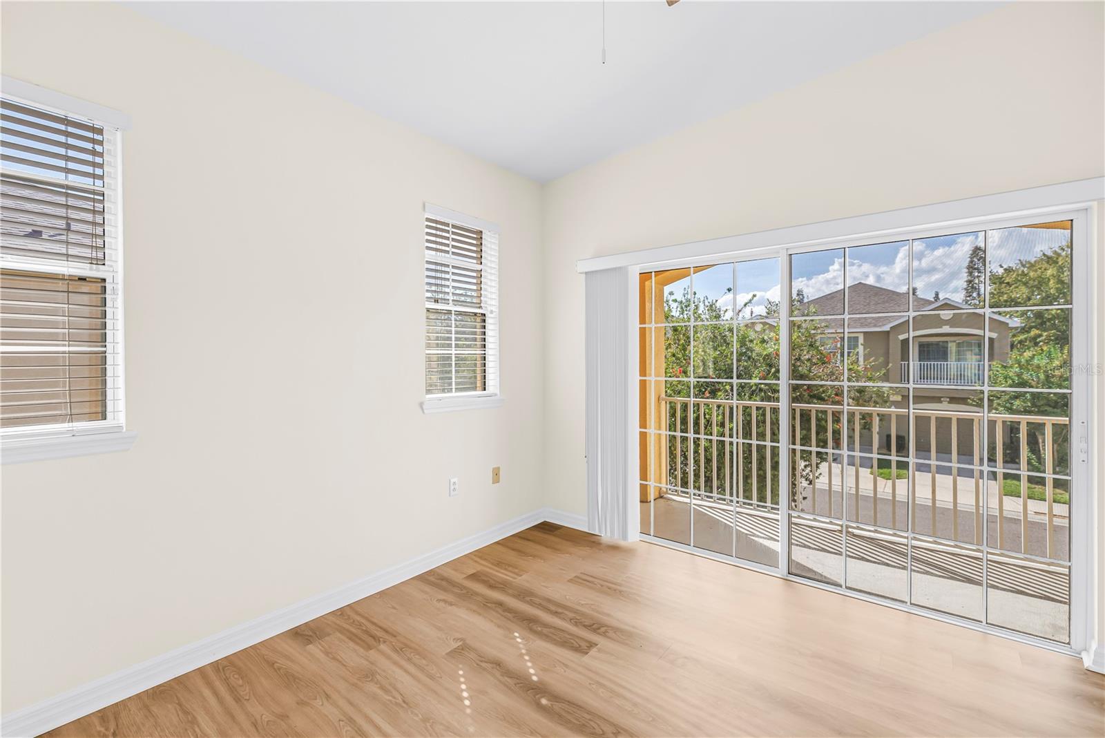 9006 Moonlit Meadows Loop Property Photo 10