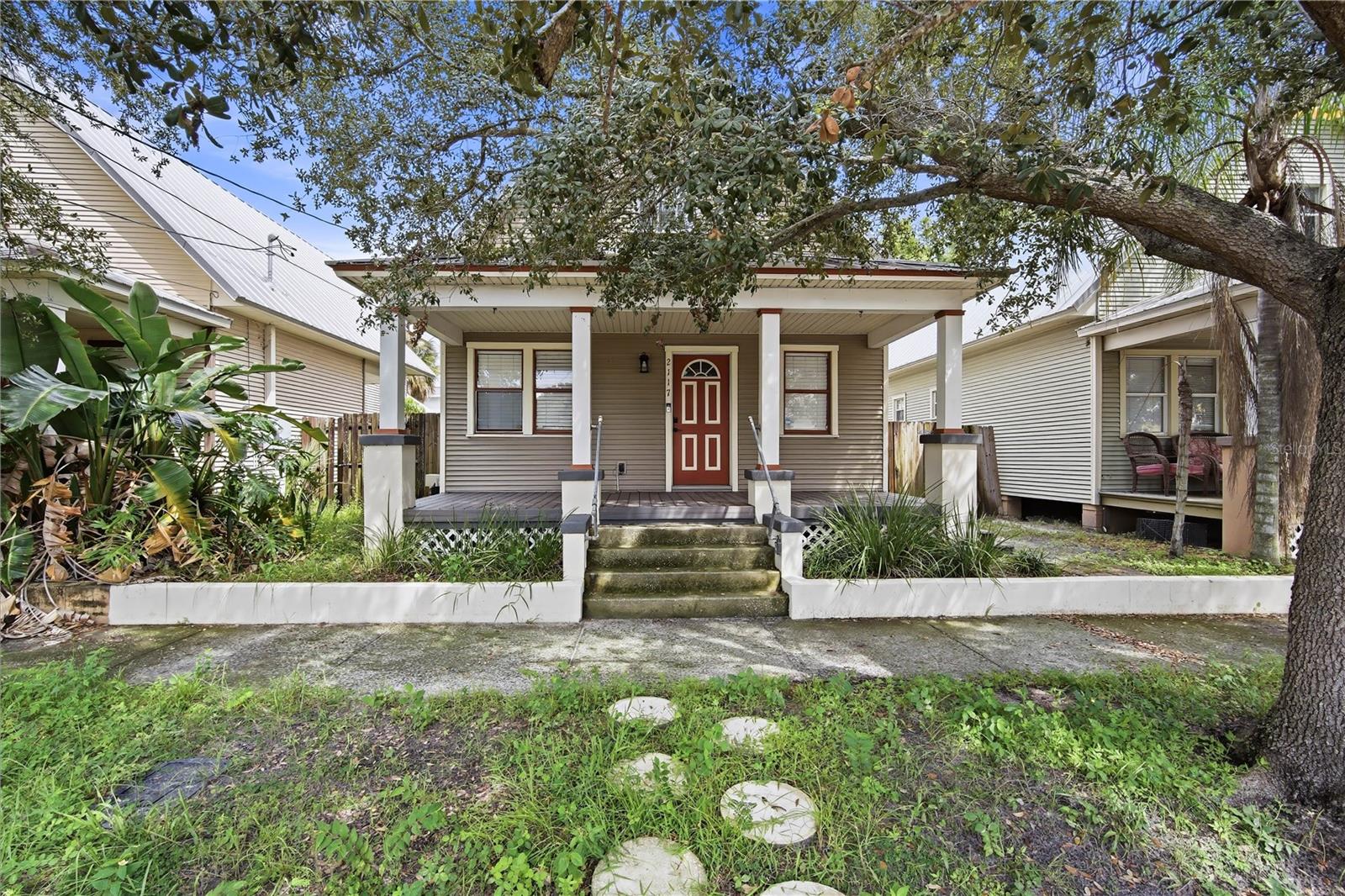 2117 W PALMETTO ST Property Photo 1
