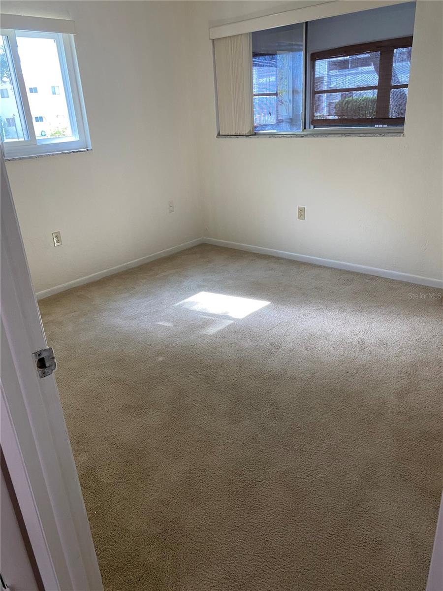 8402 111th St #106 Property Photo 15