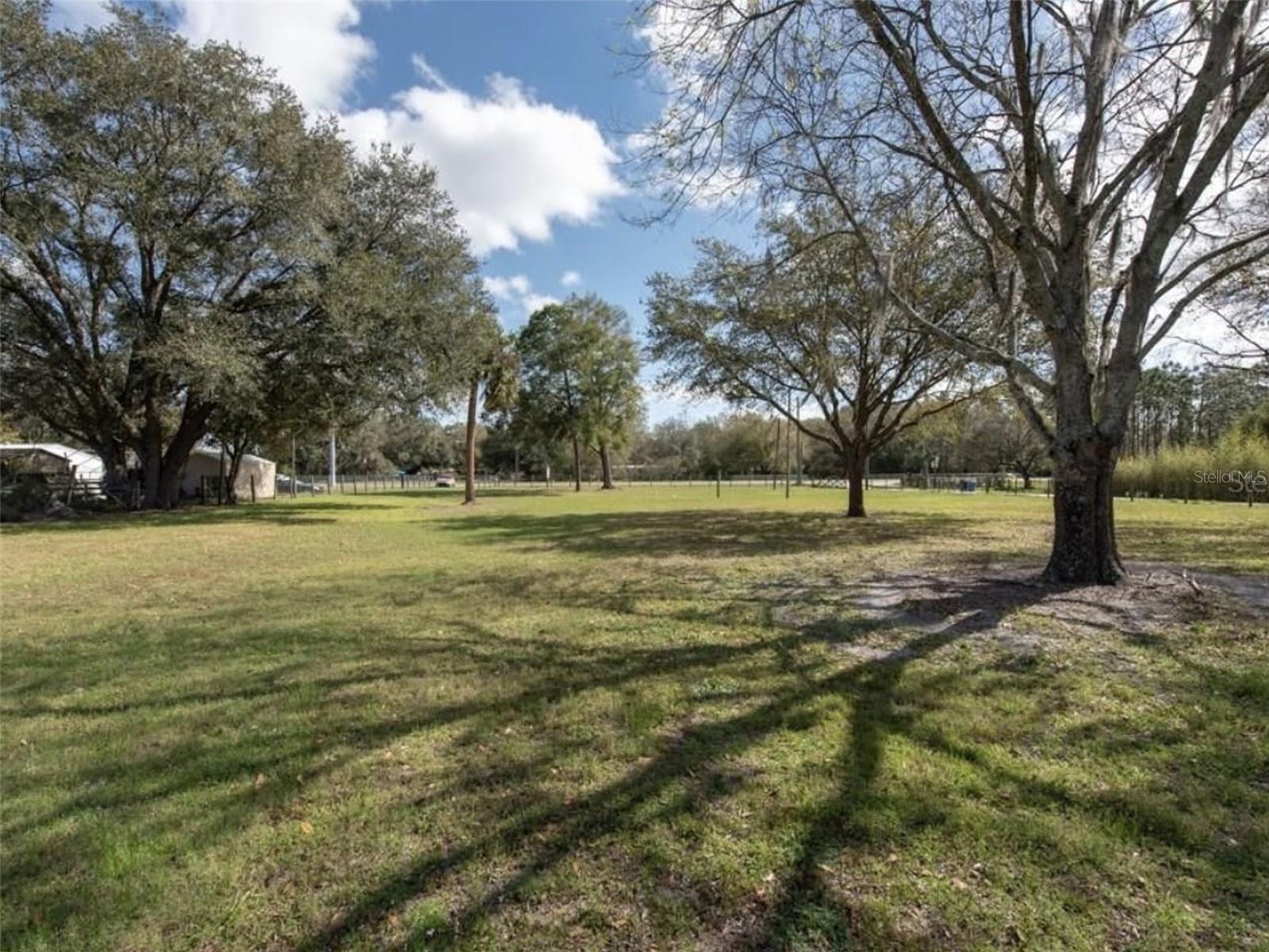 6513 S County Line Rd Property Photo 5