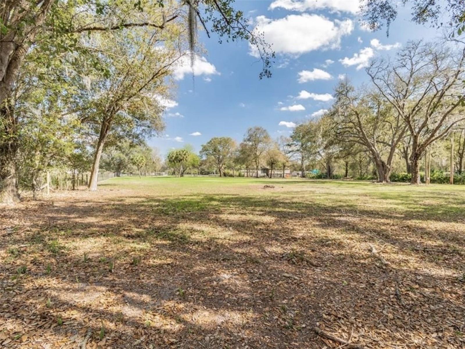 6513 S County Line Rd Property Photo 21