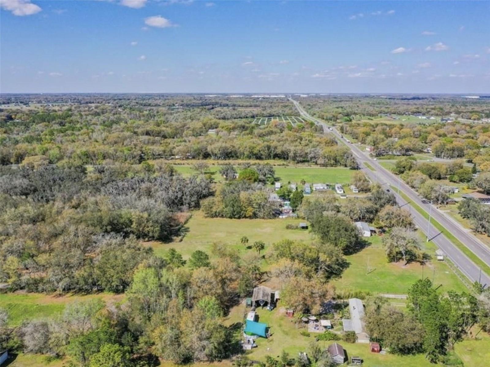 6513 S County Line Rd Property Photo 24